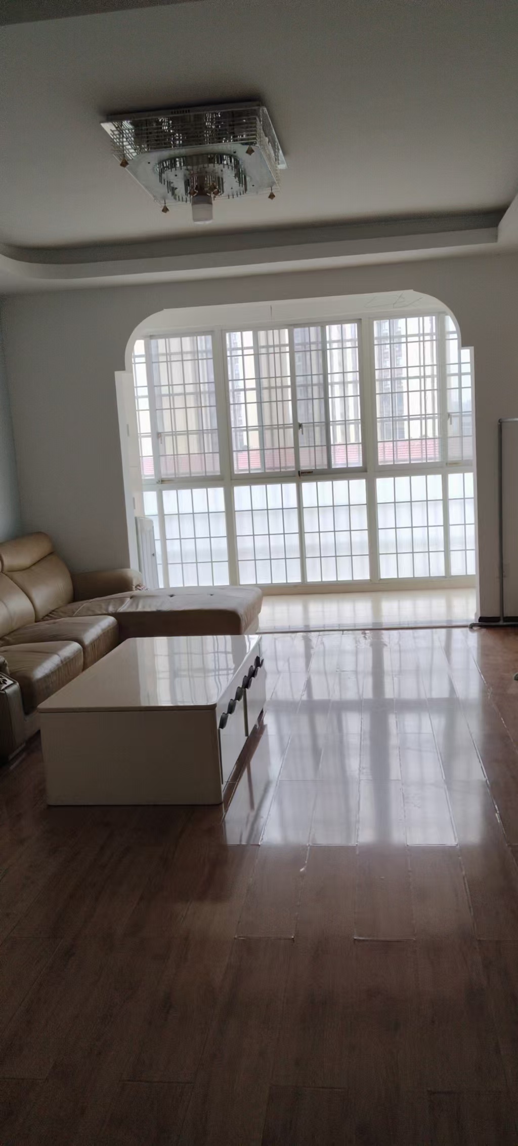 家和兴苑 3室2厅2卫 1700.0元/月 家和兴苑 3室2厅2卫 1700.0元/月室内图