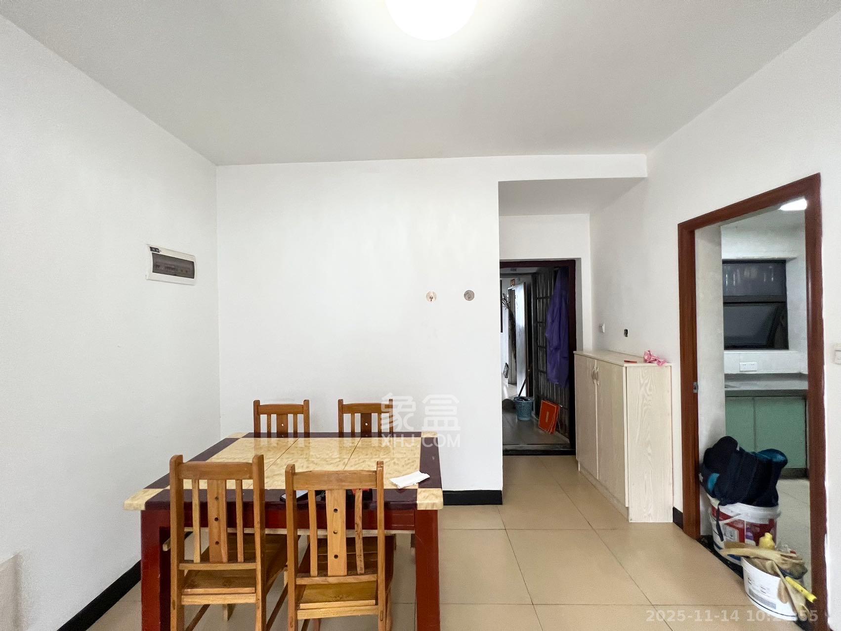 东驿竹园  2室0厅0卫    1800.0元/月