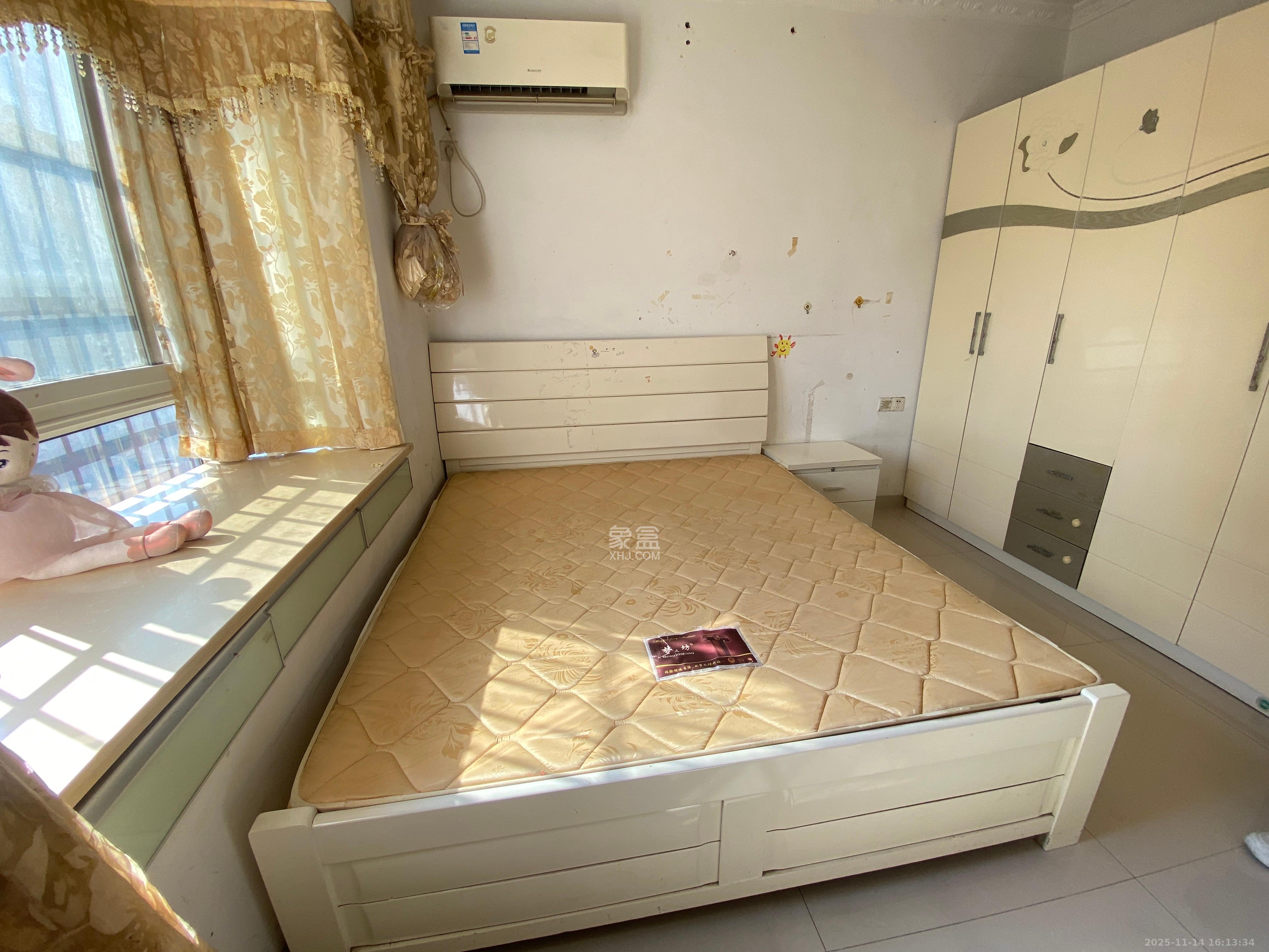 紫云阁 2室2厅1卫 1500.0元/月 紫云阁 2室2厅1卫 1500.0元/月室内图