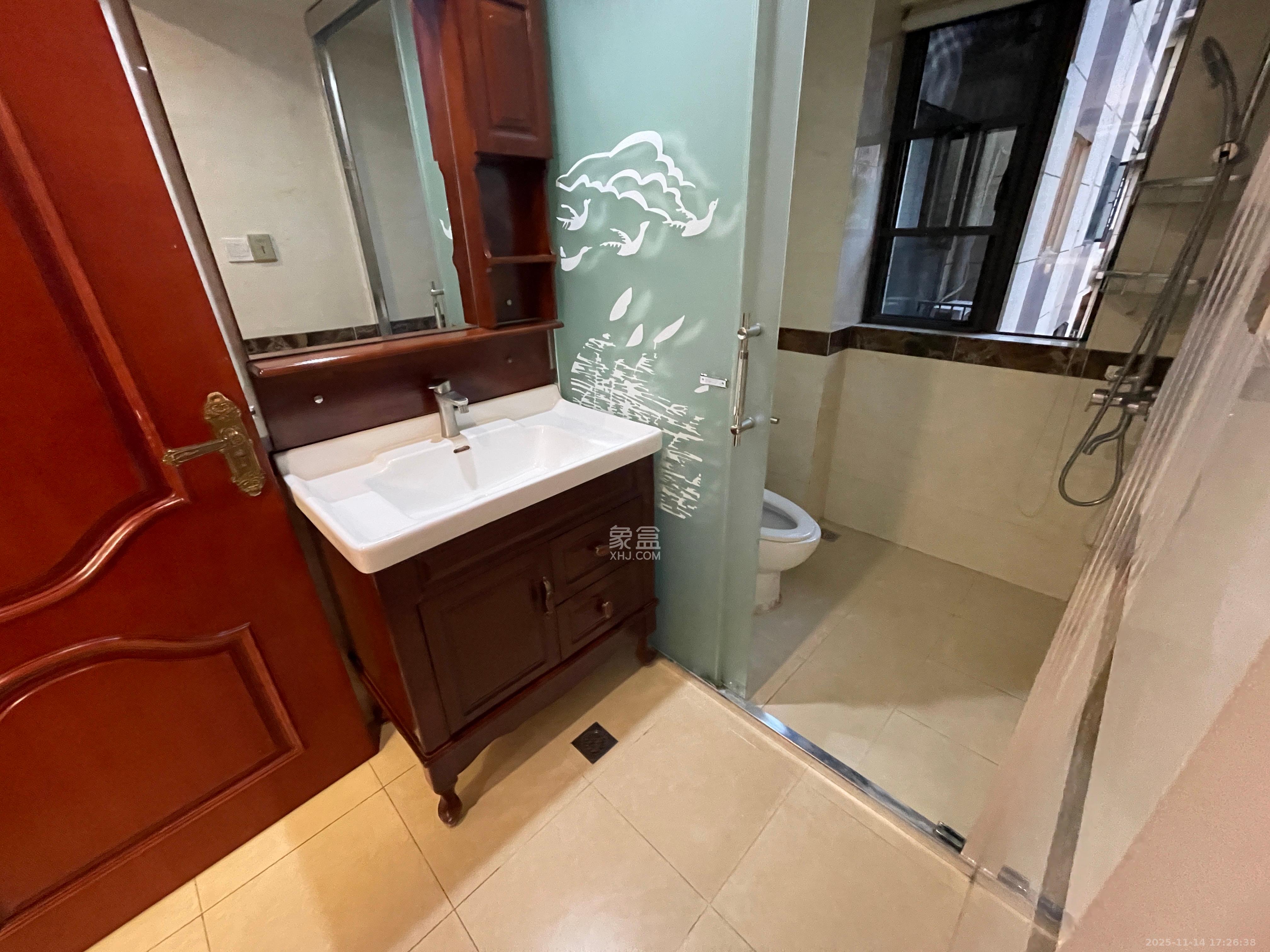 中国铁建梅溪青秀二期  3室2厅2卫    2600.0元/月室内图