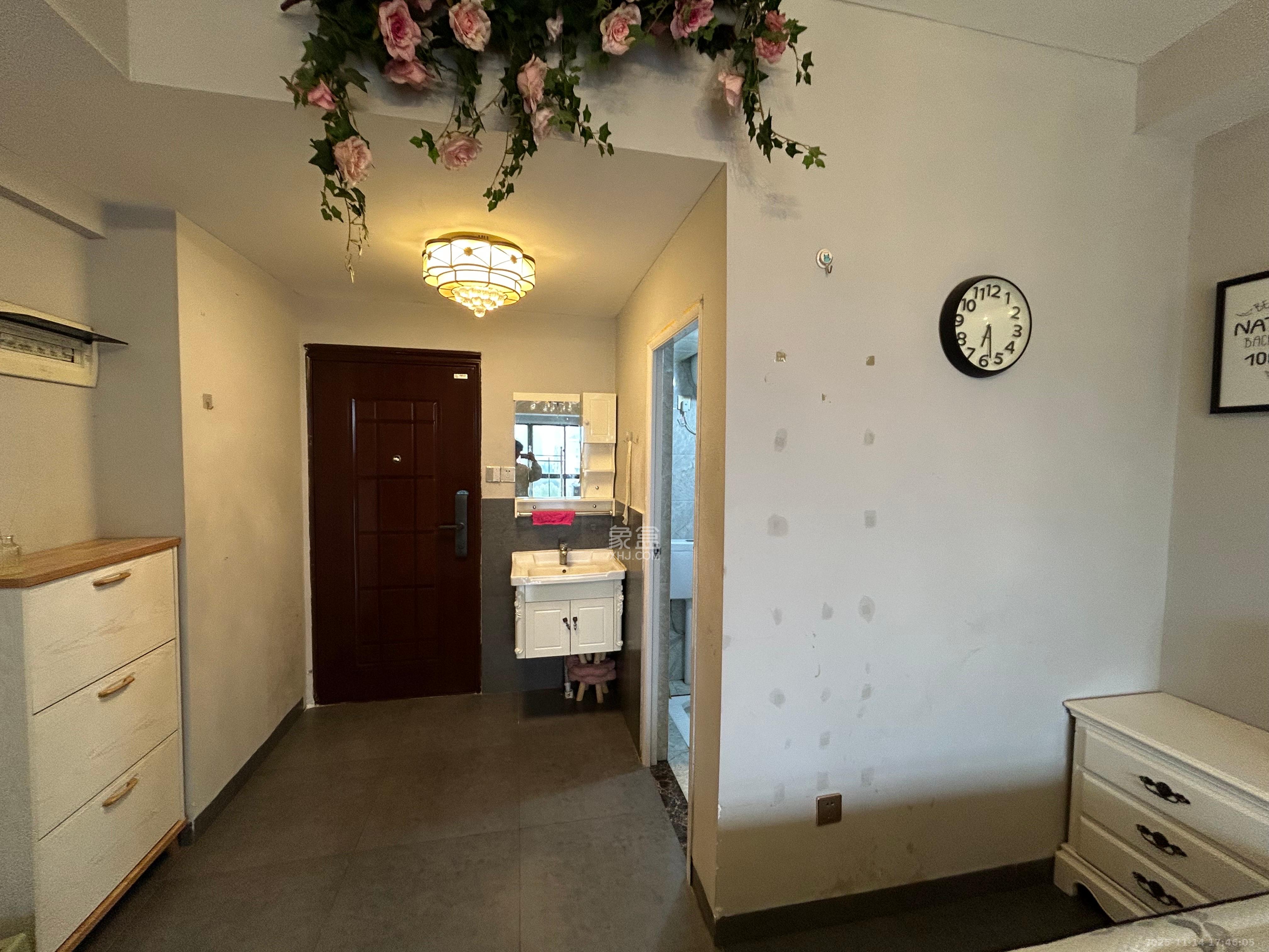 富兴旺角 1室1厅1卫 1500.0元/月 富兴旺角 1室1厅1卫 1500.0元/月室内图