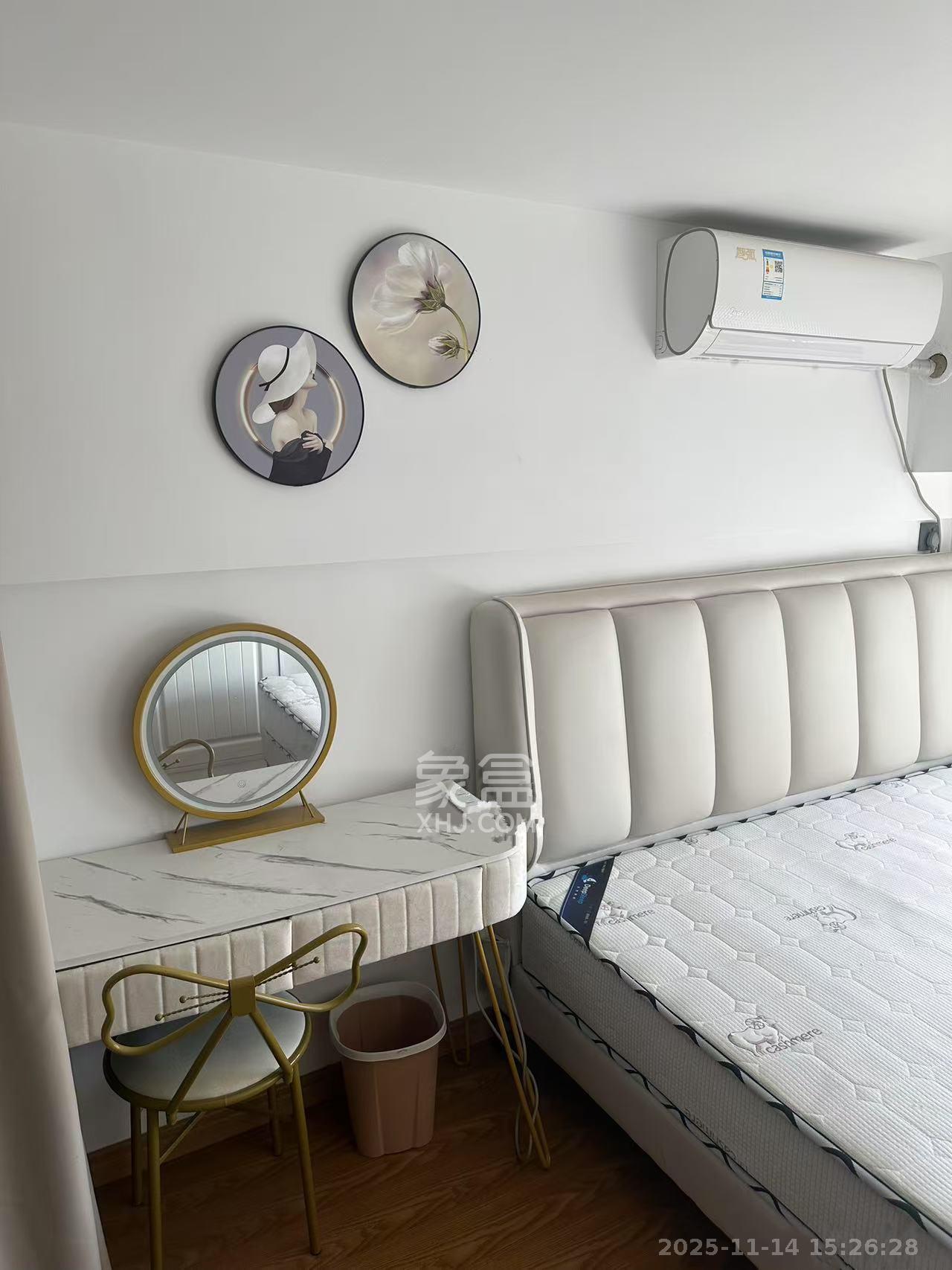 阳光城檀悦  2室1厅1卫    2200.0元/月室内图