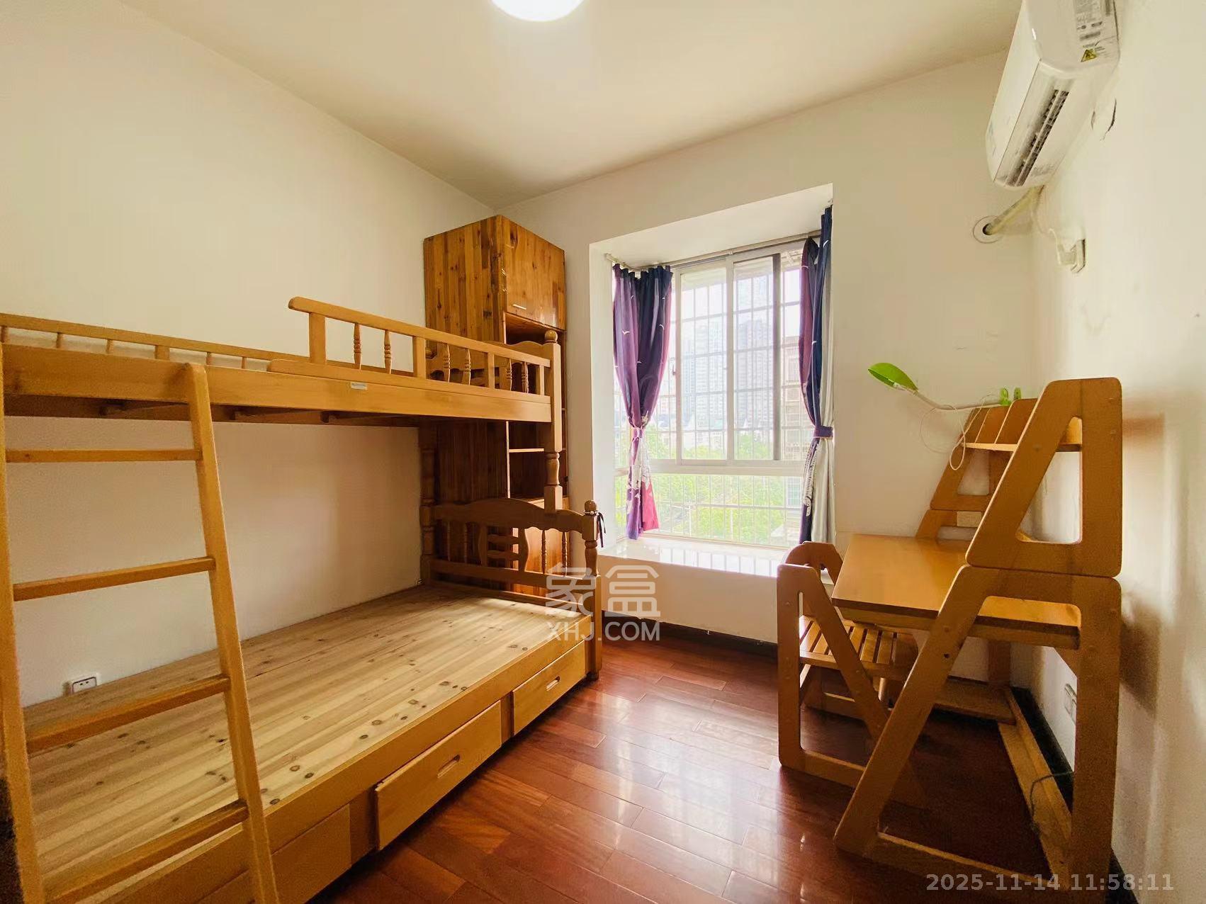 枫林绿洲  2室2厅1卫    2100.0元/月室内图