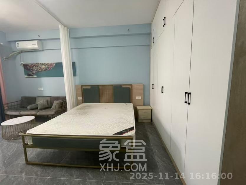 江南华府  1室1厅1卫    1500.0元/月