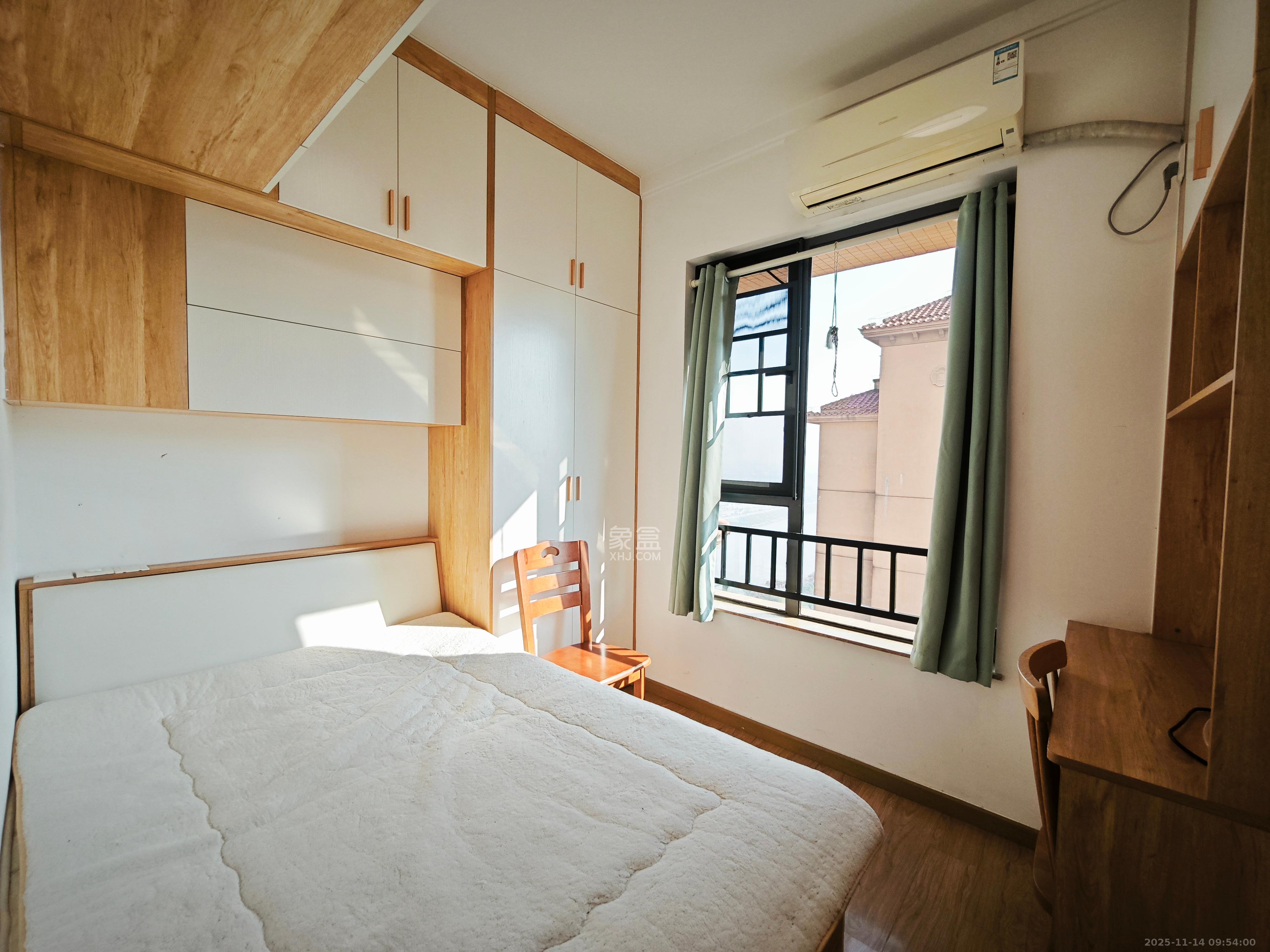 珠江郦城薰衣道  3室2厅1卫    2680.0元/月室内图