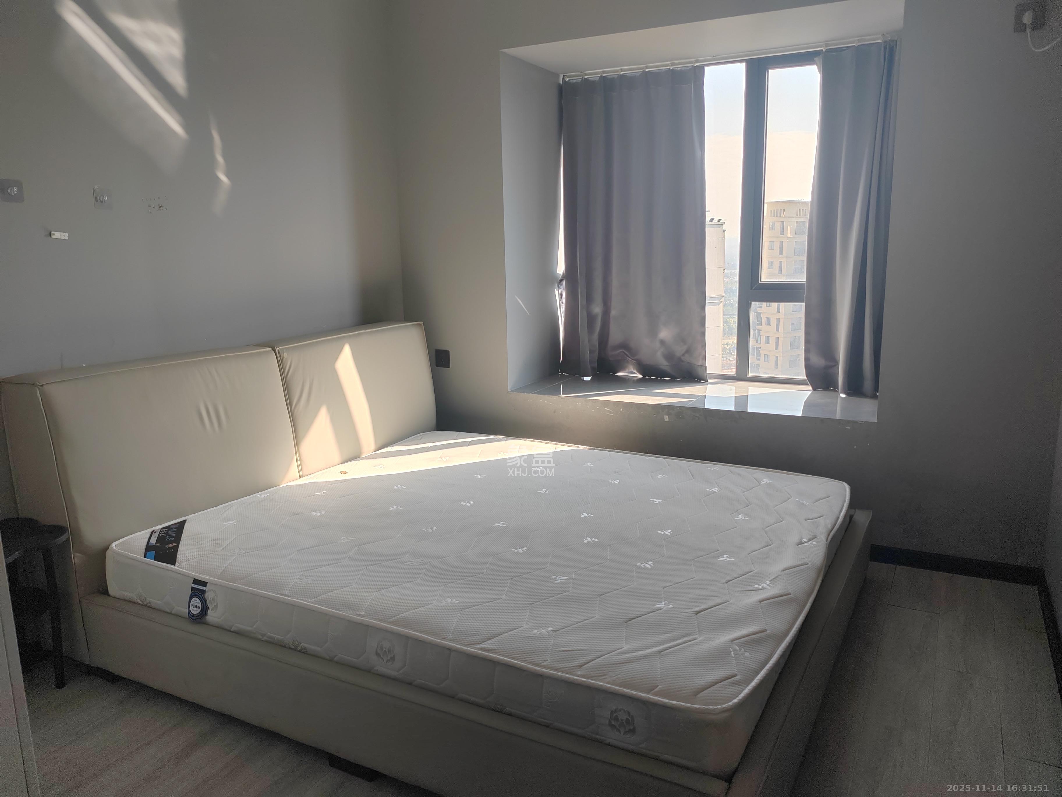 伊景园滨河苑  3室1厅1卫    2200.0元/月室内图