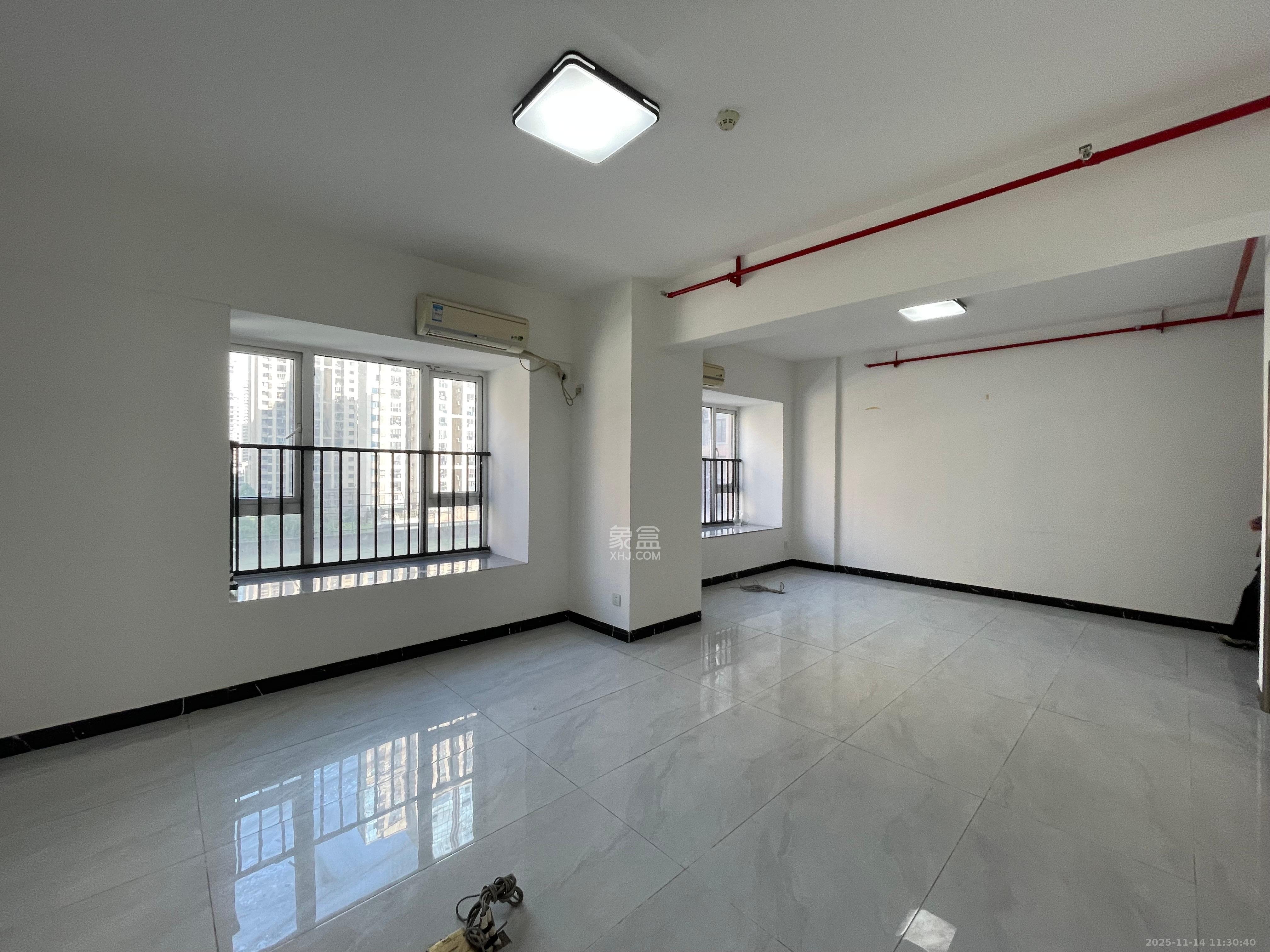 芙蓉万国城MOMA（卓越汇富苑）  1室0厅0卫    1800.0元/月室内图