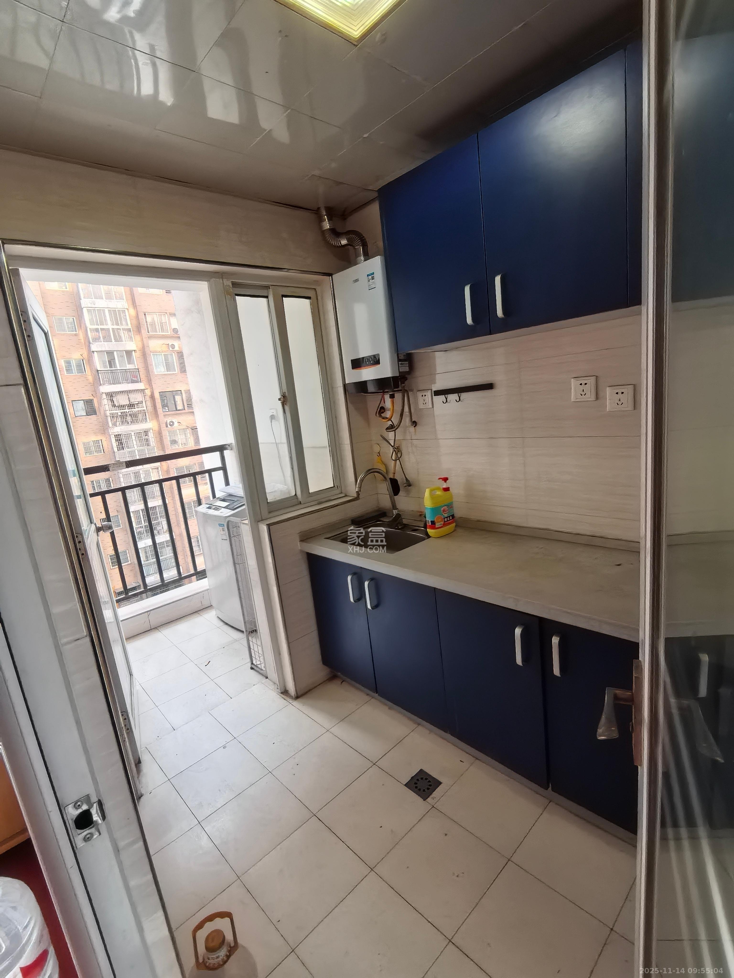 紫晶城  2室2厅1卫    1300.0元/月室内图