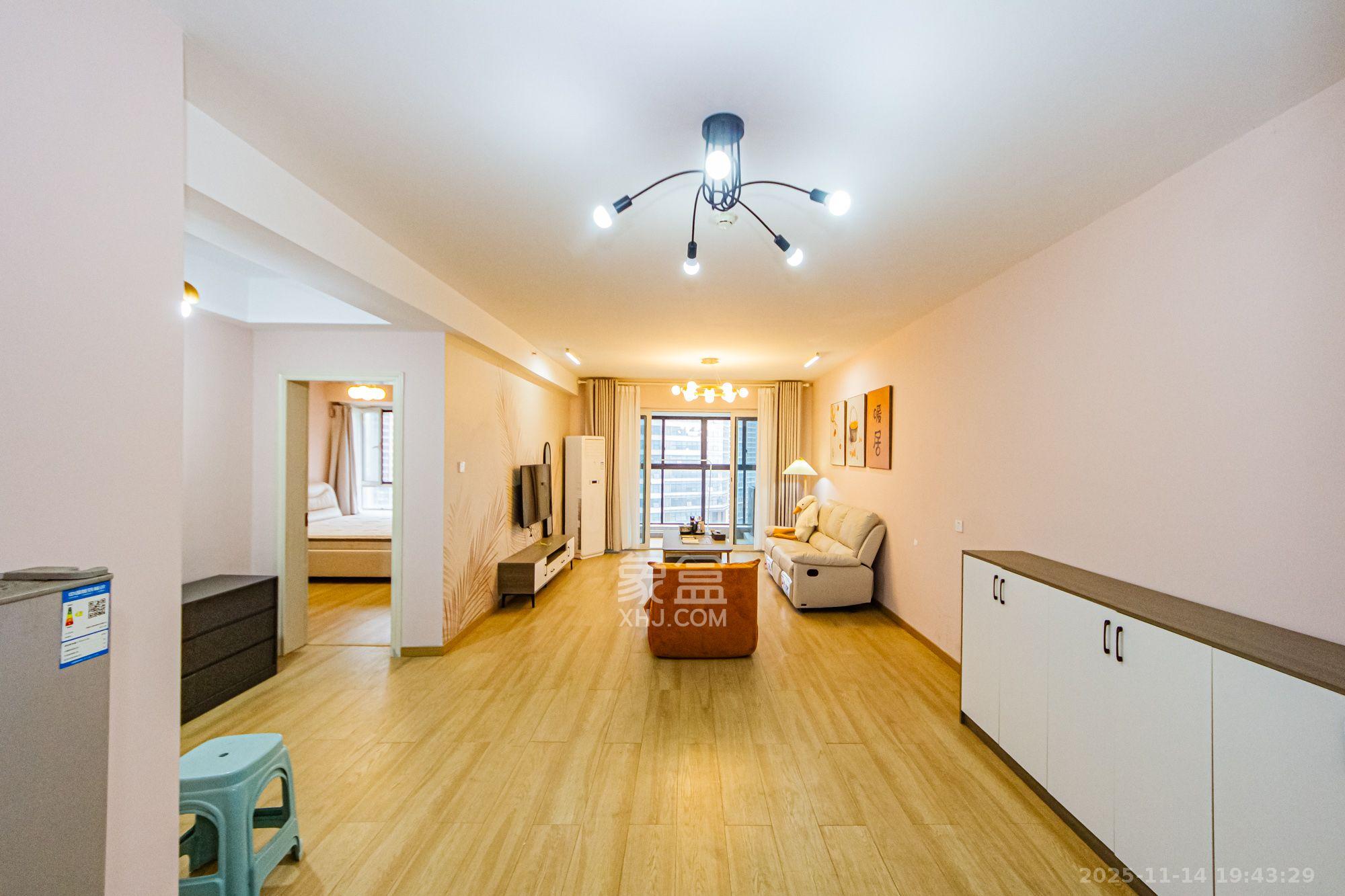 北辰三角洲C2区  3室1厅2卫    3800.0元/月室内图