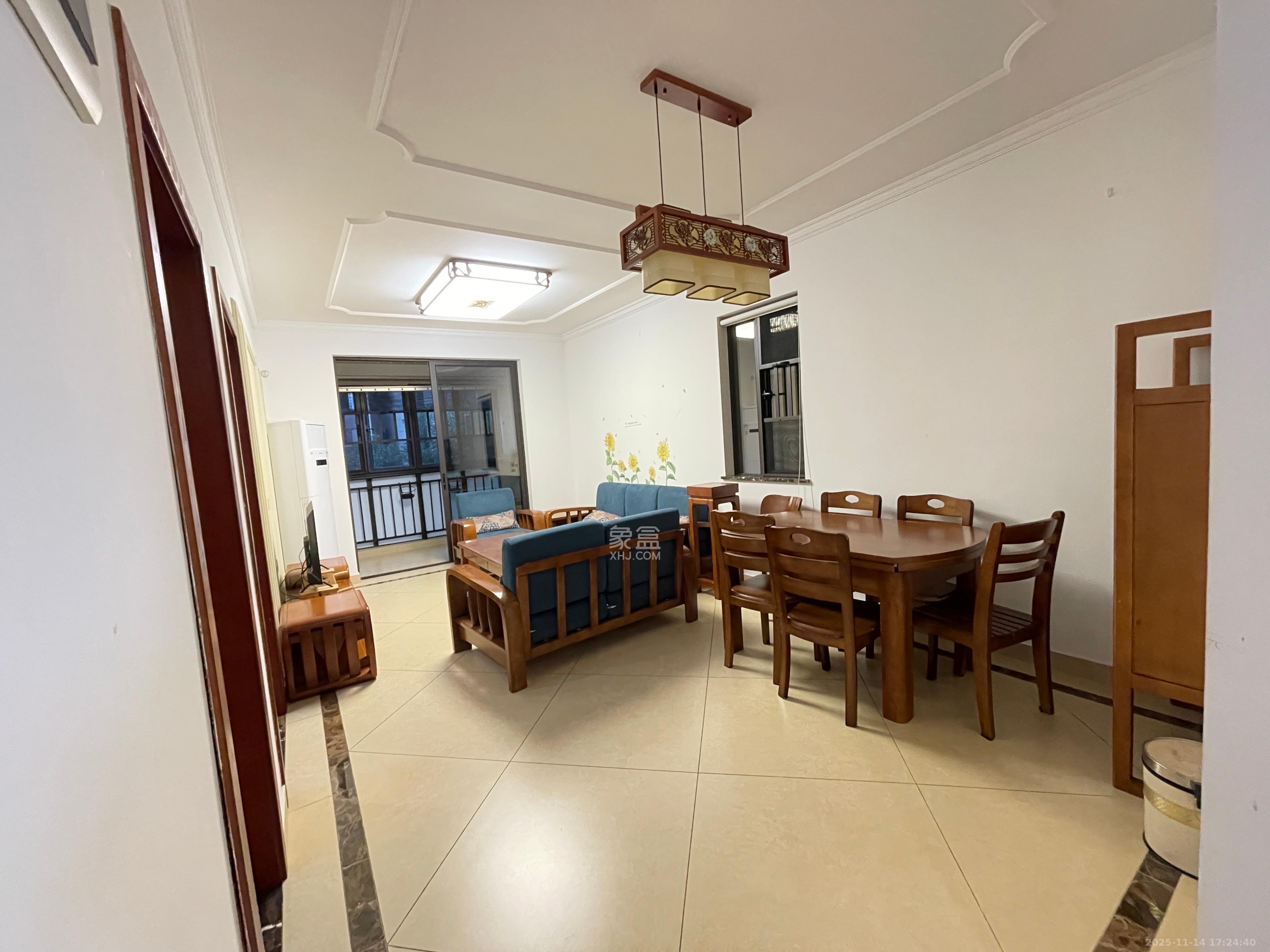 中国铁建梅溪青秀二期  3室2厅2卫    2600.0元/月室内图