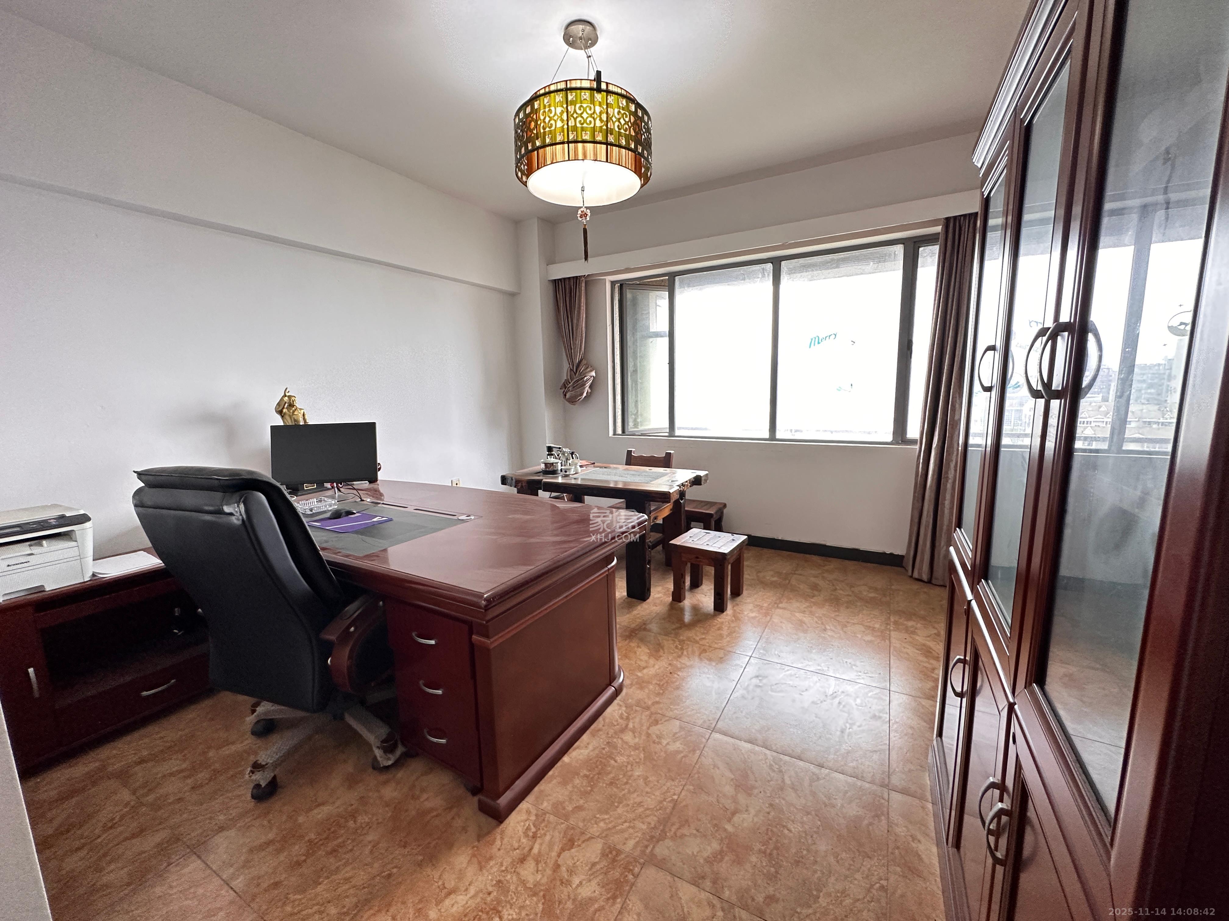 西子一间 3室2厅2卫 4000.0元/月 西子一间 3室2厅2卫 4000.0元/月室内图