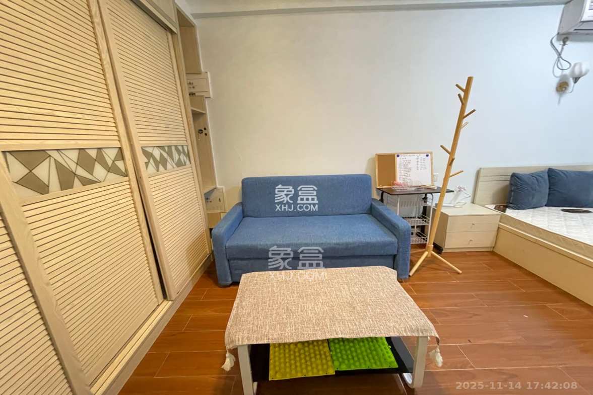 第六都(陆都小区) 1室1厅1卫 1700.0元/月 第六都(陆都小区) 1室1厅1卫 1700.0元/月室内图