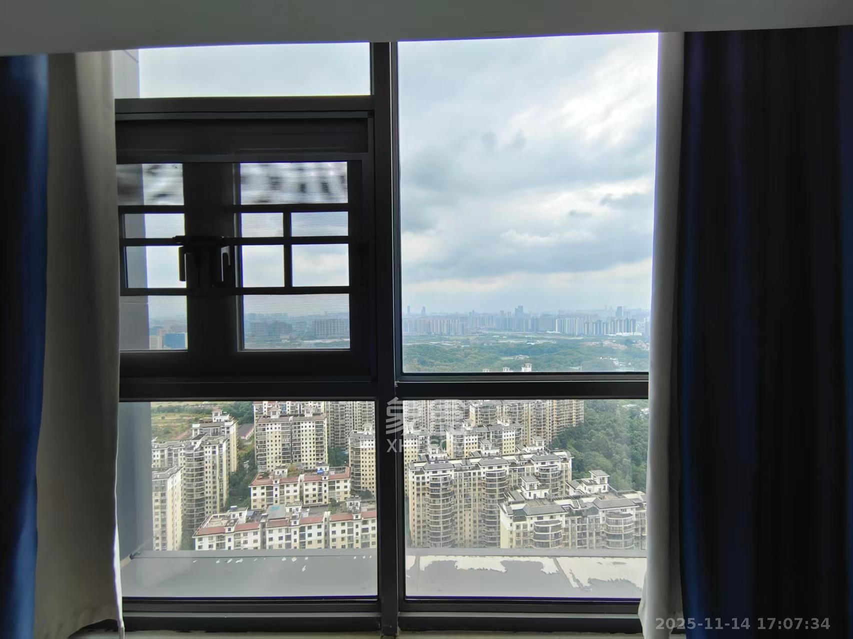 弘坤云寓  1室0厅1卫    2400.0元/月室内图