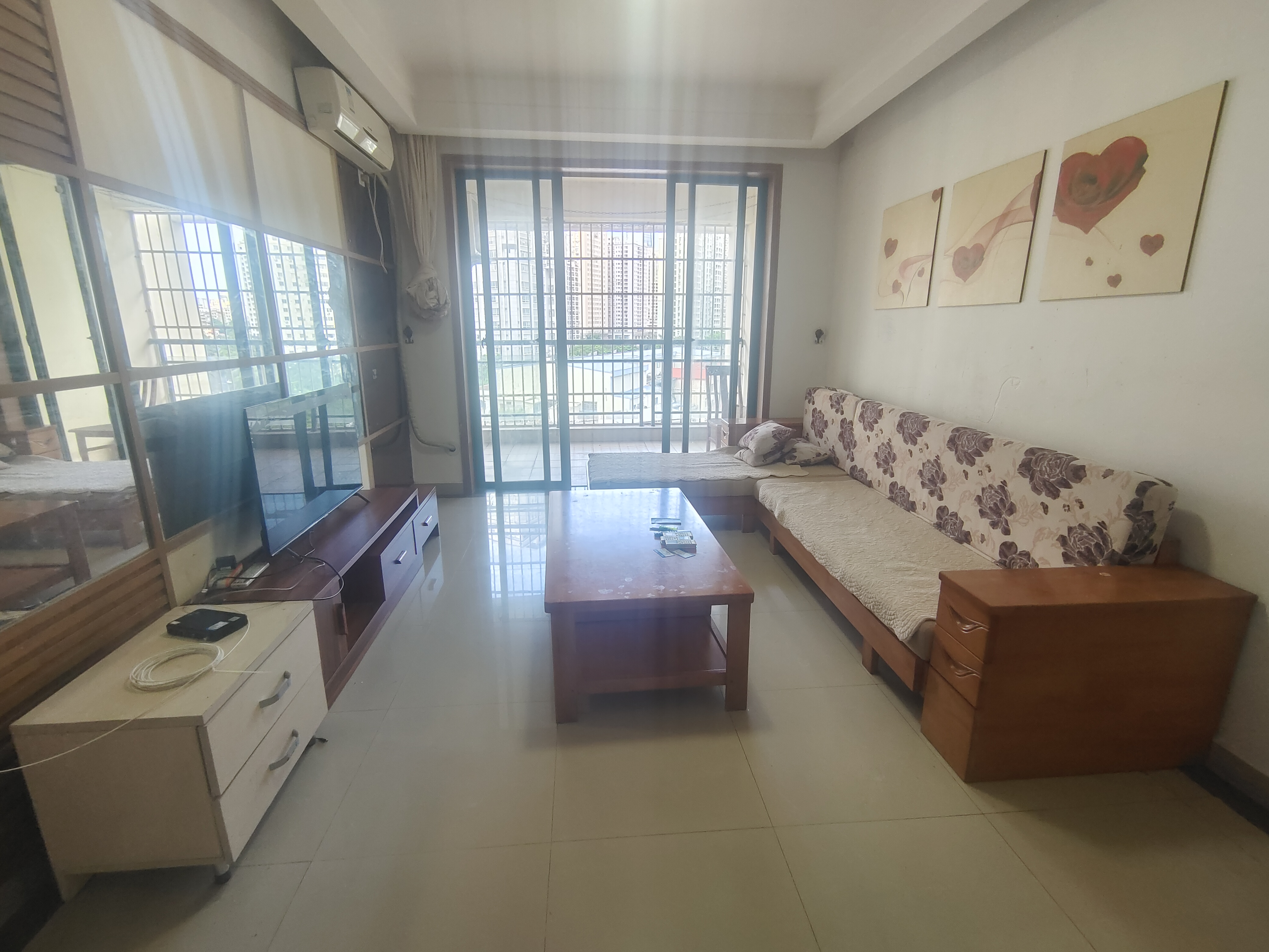 祥阁深蓝湾  2室2厅1卫    2300.0元/月室内图