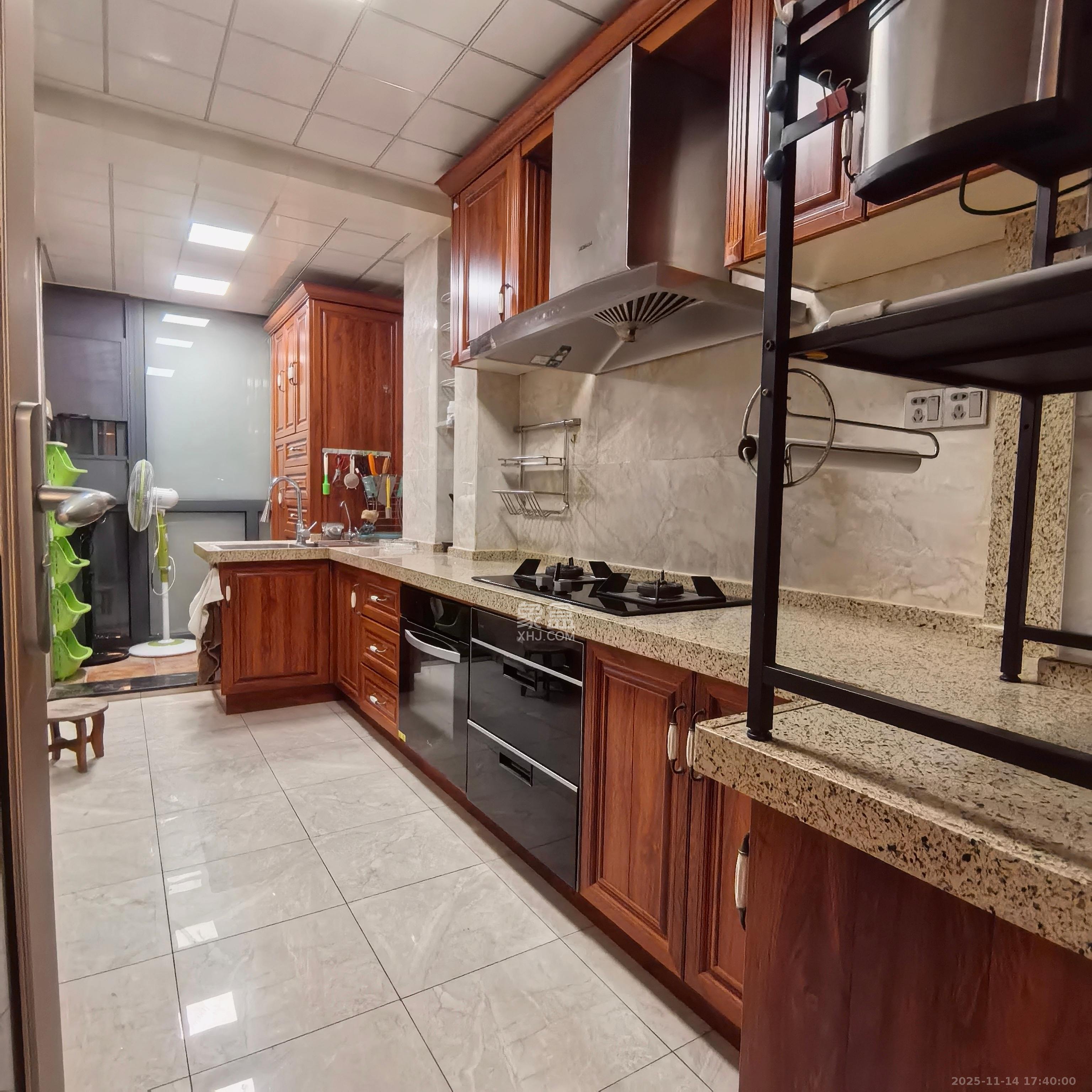 鑫远尚玺苑 4室2厅2卫 5000.0元/月 鑫远尚玺苑 4室2厅2卫 5000.0元/月室内图