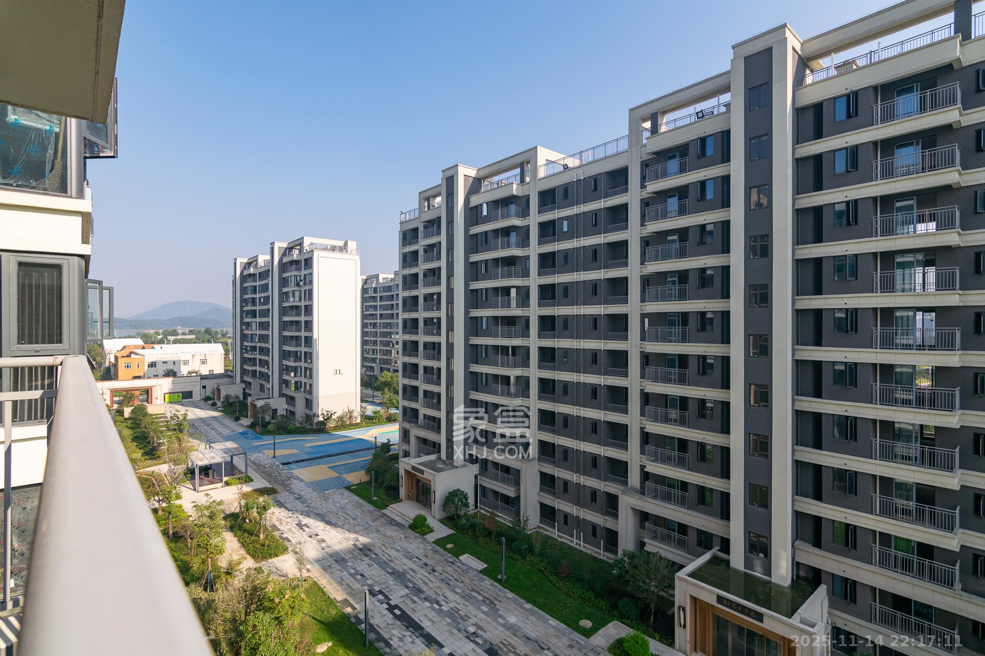 澳海云湘赋 3室2厅2卫 68.8万 澳海云湘赋 3室2厅2卫 68.8万其他