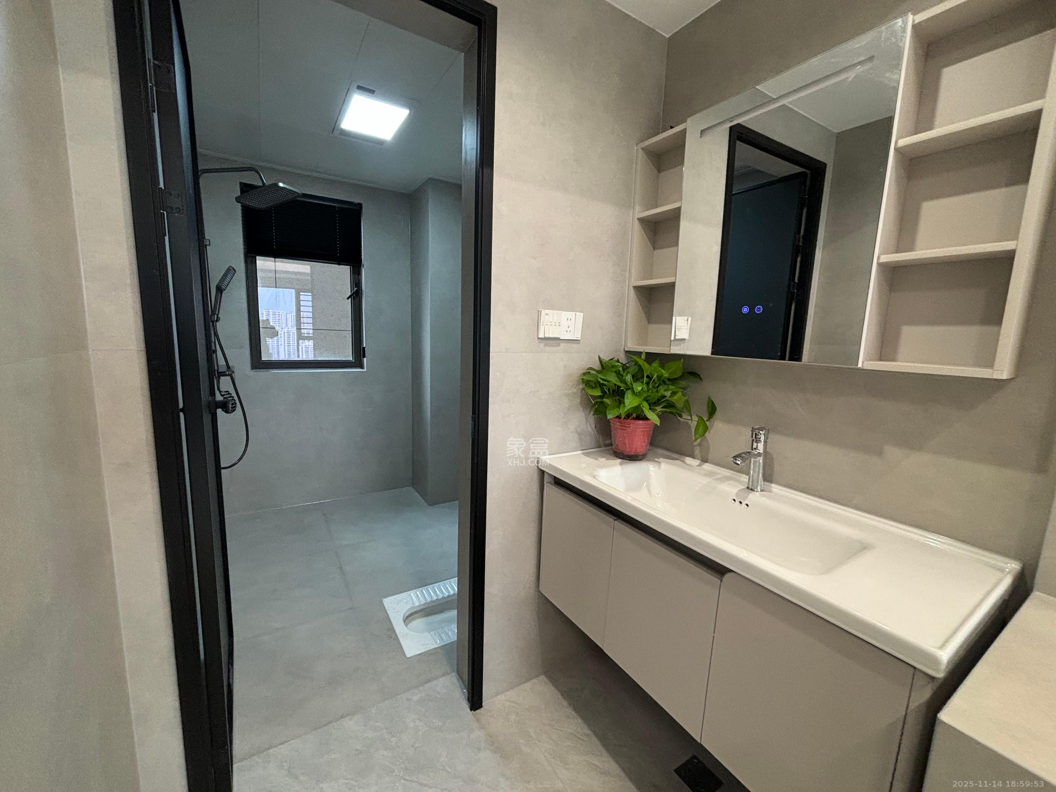 绿地长沙城际空间站（绿地新里佳苑）  4室2厅2卫    3600.0元/月室内图