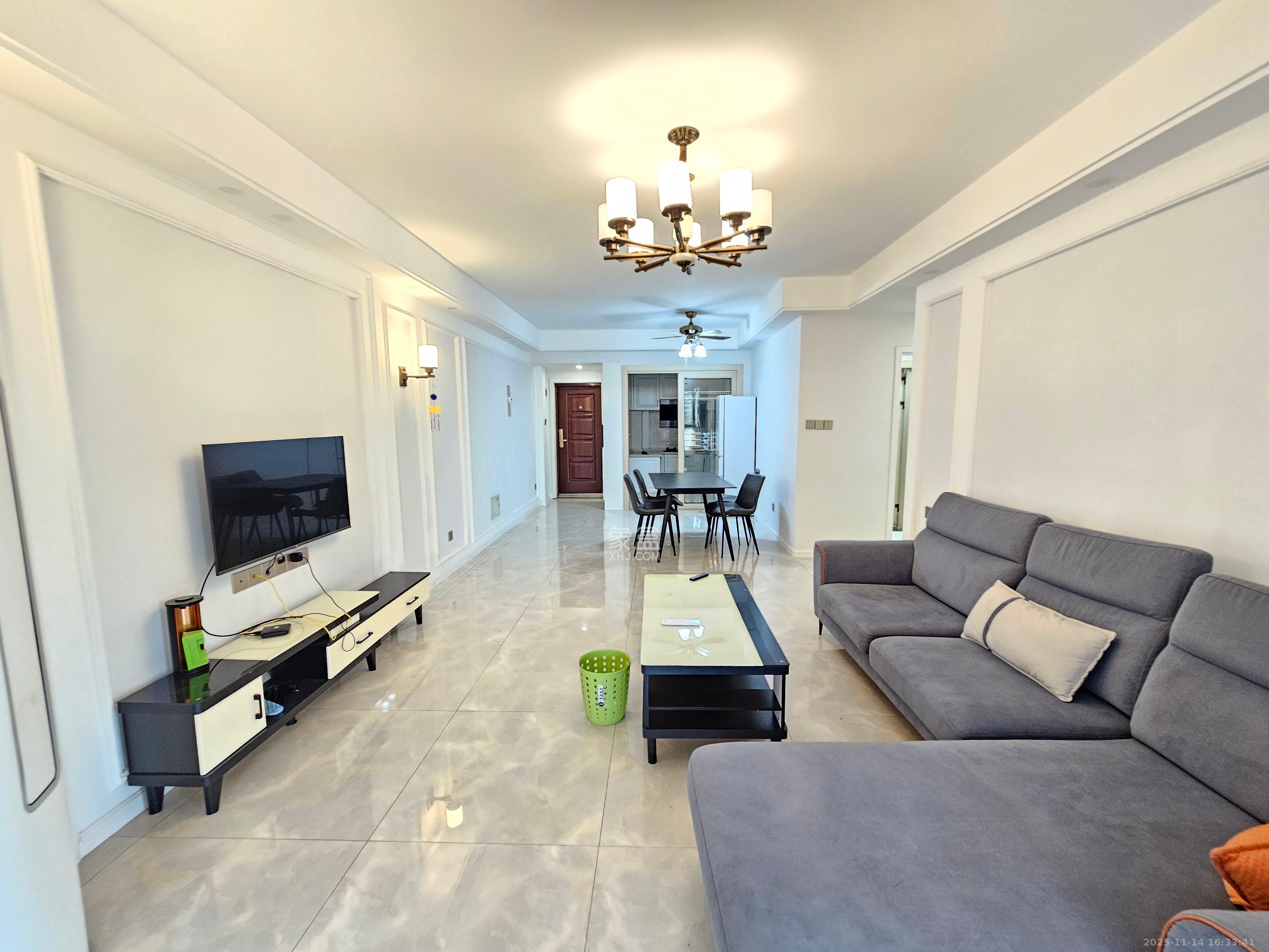 湘腾琴岛  3室2厅2卫    3600.0元/月室内图