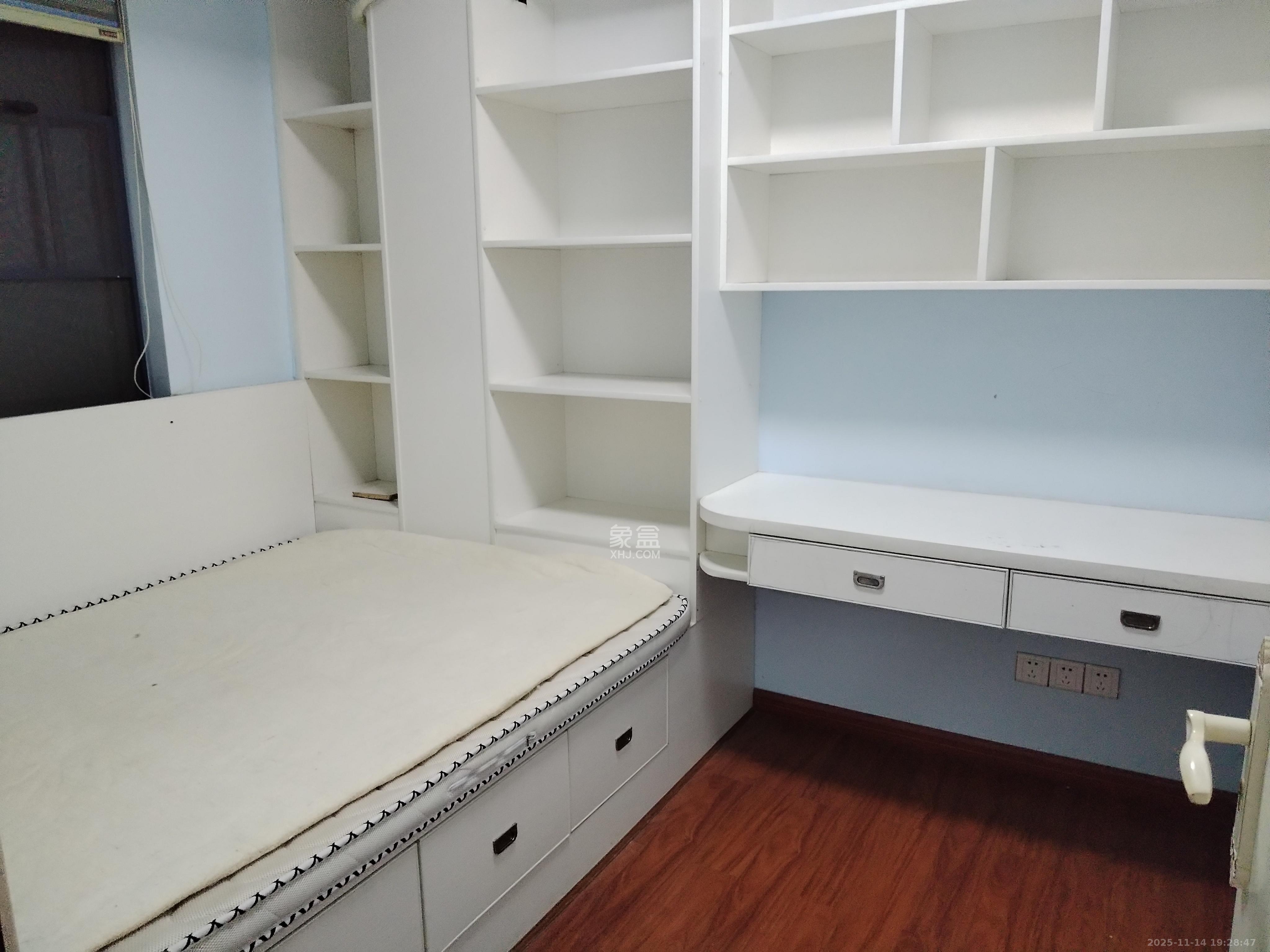 方略城市广场 3室2厅1卫 2000.0元/月 方略城市广场 3室2厅1卫 2000.0元/月室内图