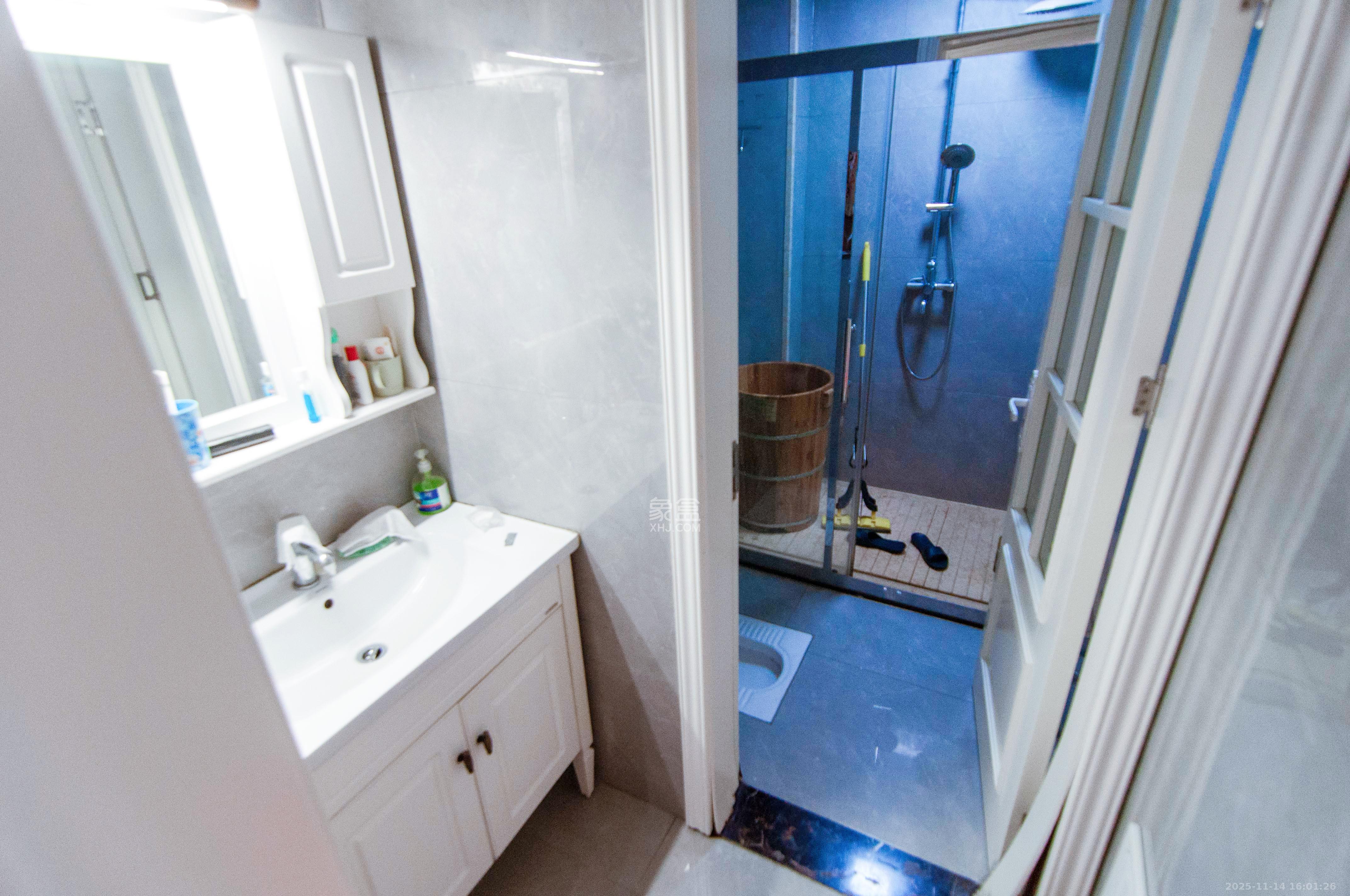 中海梅溪湖壹号 6室2厅4卫 20000.0元/月 中海梅溪湖壹号 6室2厅4卫 20000.0元/月室内图