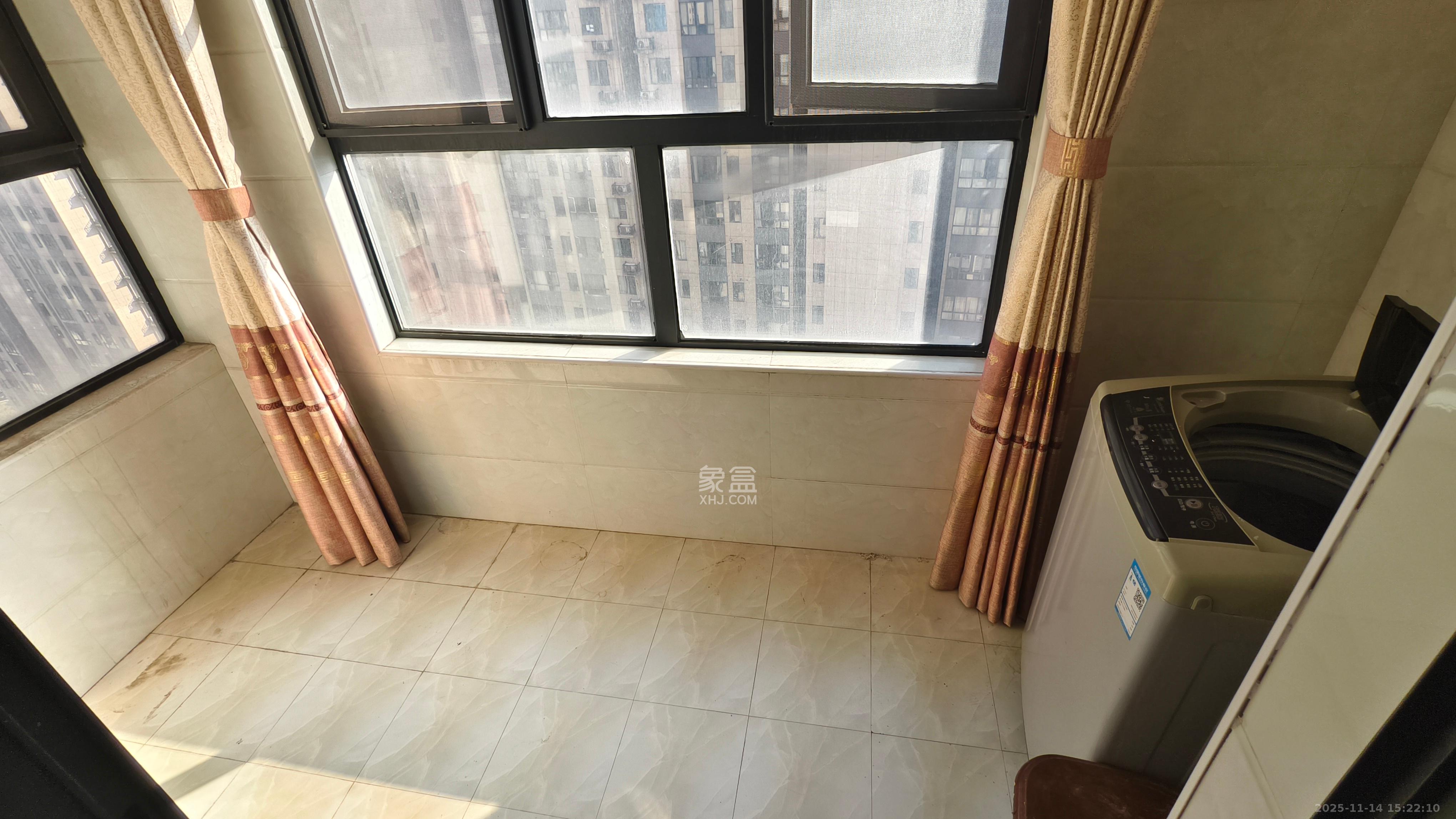 中国铁建梅溪青秀一期 2室2厅1卫 2200.0元/月 中国铁建梅溪青秀一期 2室2厅1卫 2200.0元/月室内图