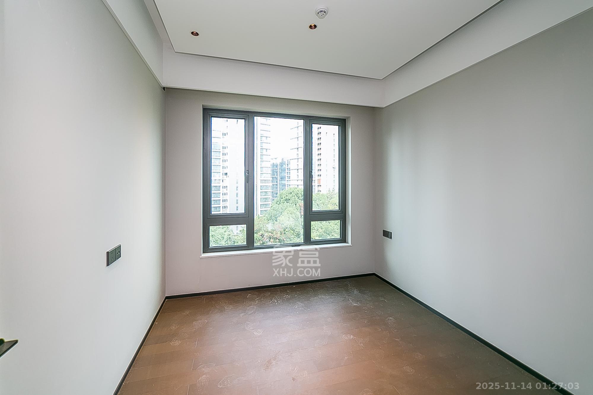 中海阅湘台  1室0厅0卫    368.0万卧室