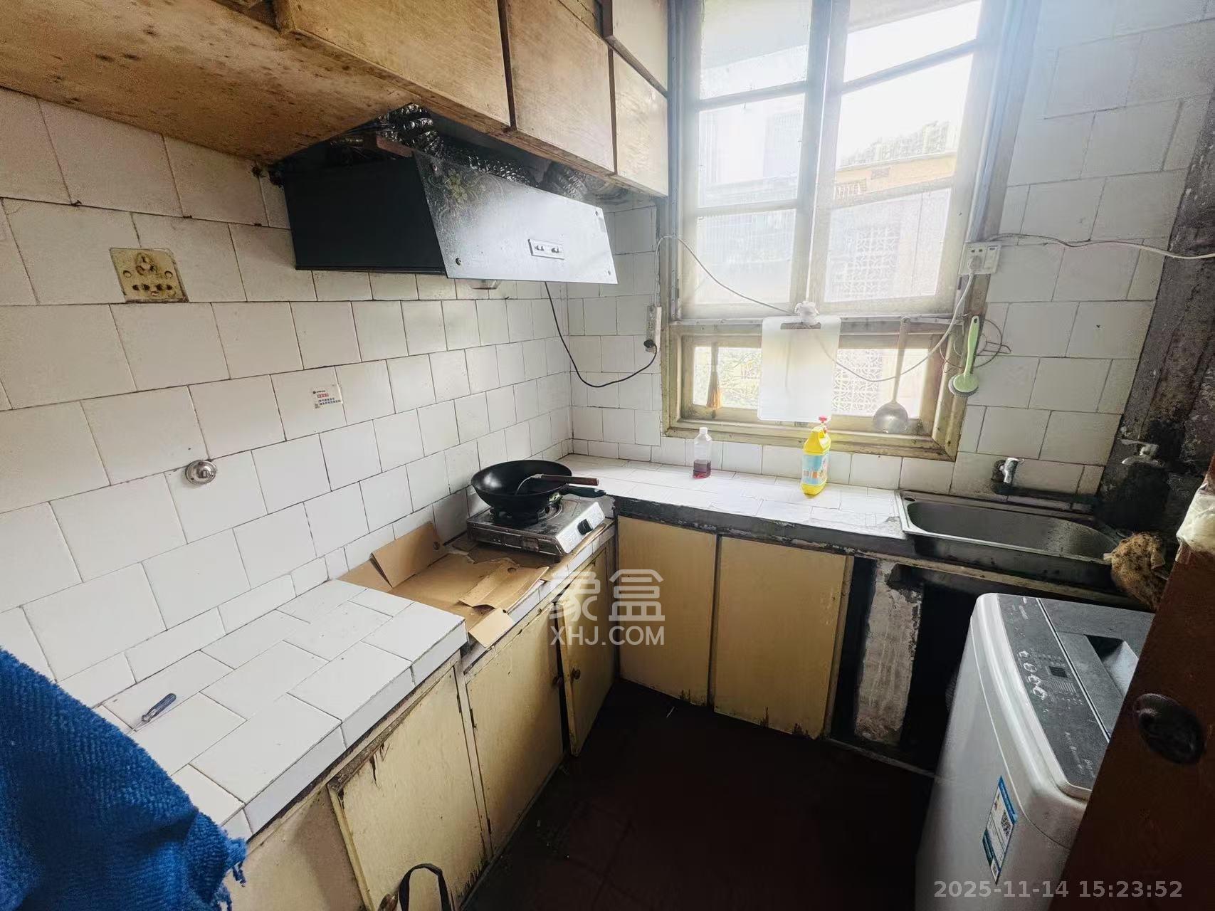 粮二库宿舍 2室1厅1卫 900.0元/月 粮二库宿舍 2室1厅1卫 900.0元/月室内图