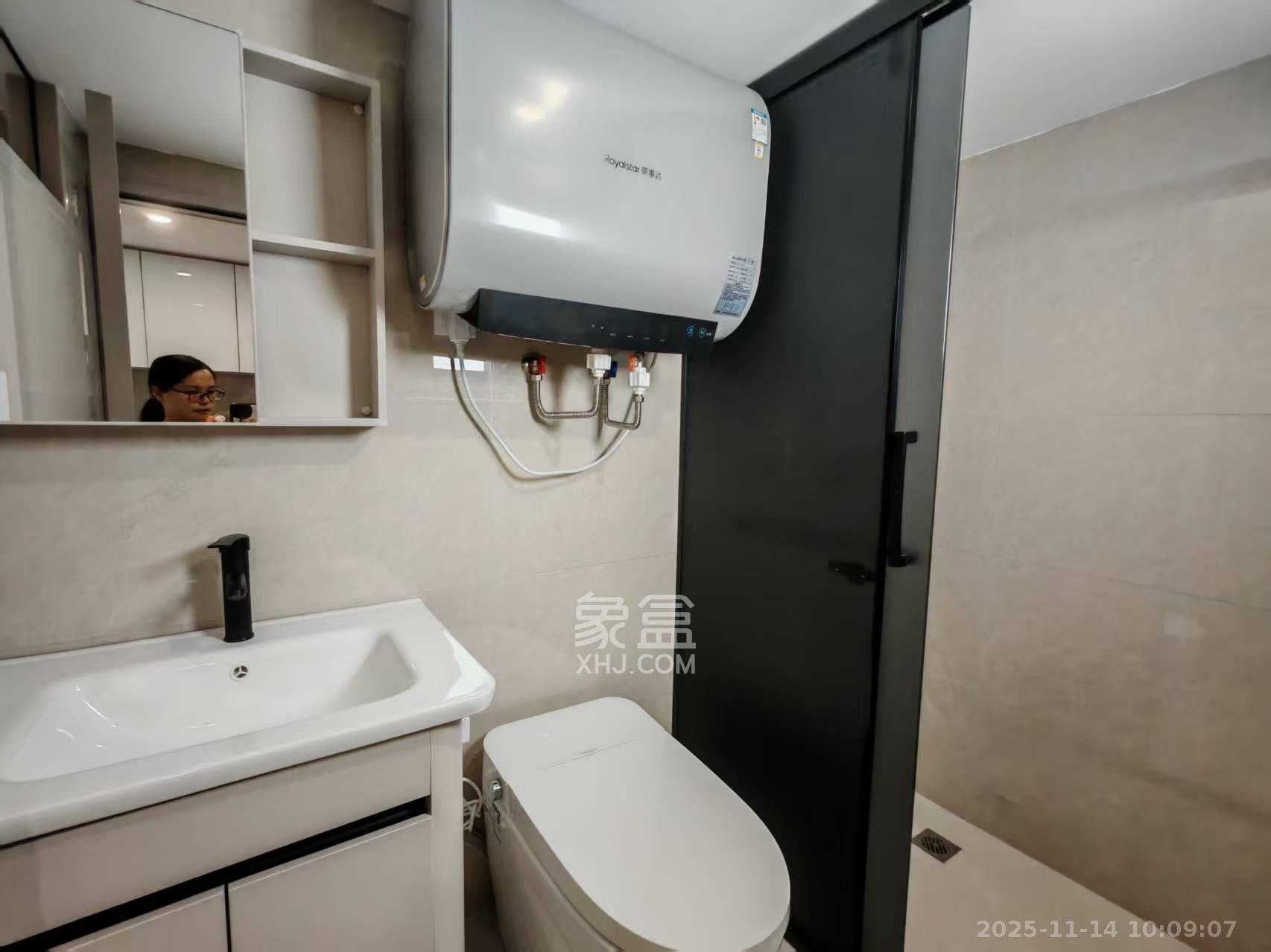 恒伟星中心  2室1厅2卫    2200.0元/月室内图