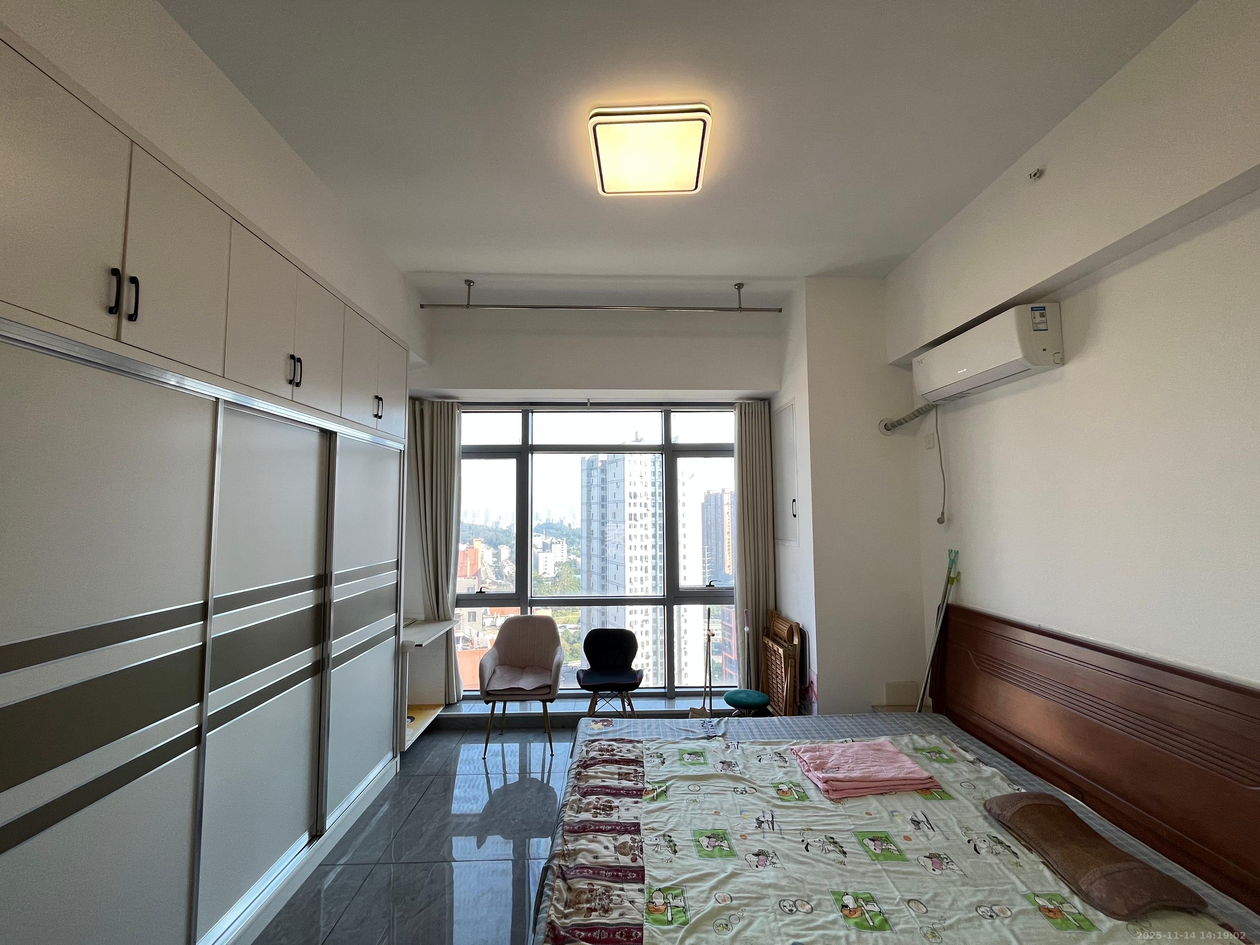 奥克斯缔壹城 1室1厅1卫 1500.0元/月 奥克斯缔壹城 1室1厅1卫 1500.0元/月室内图