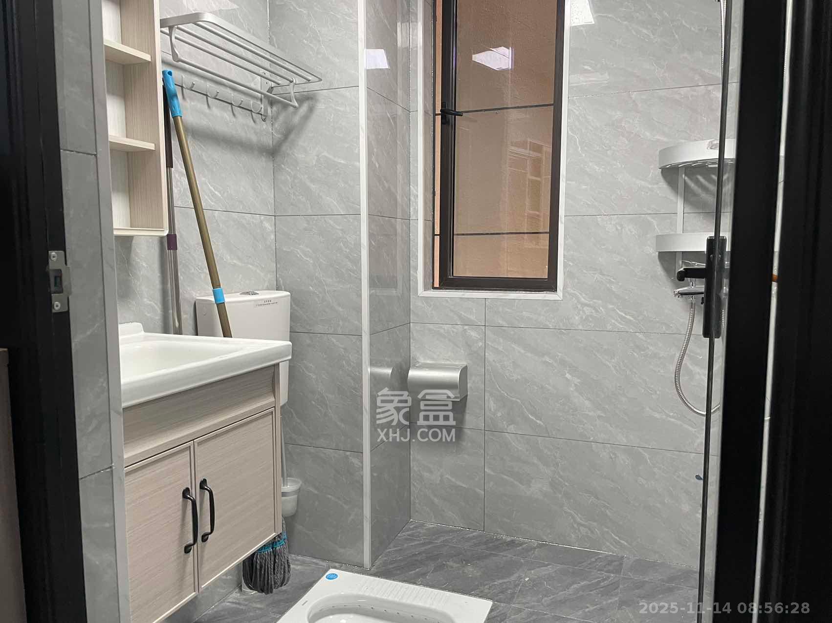 长房明宸府  2室1厅1卫    1700.0元/月室内图