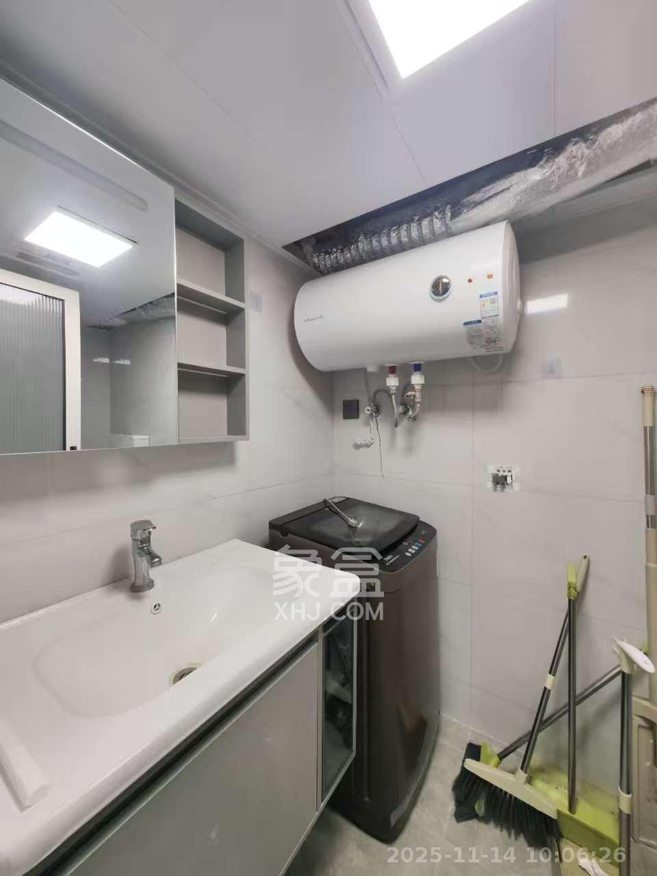 保利恒伟时光印象  1室1厅2卫    1800.0元/月室内图