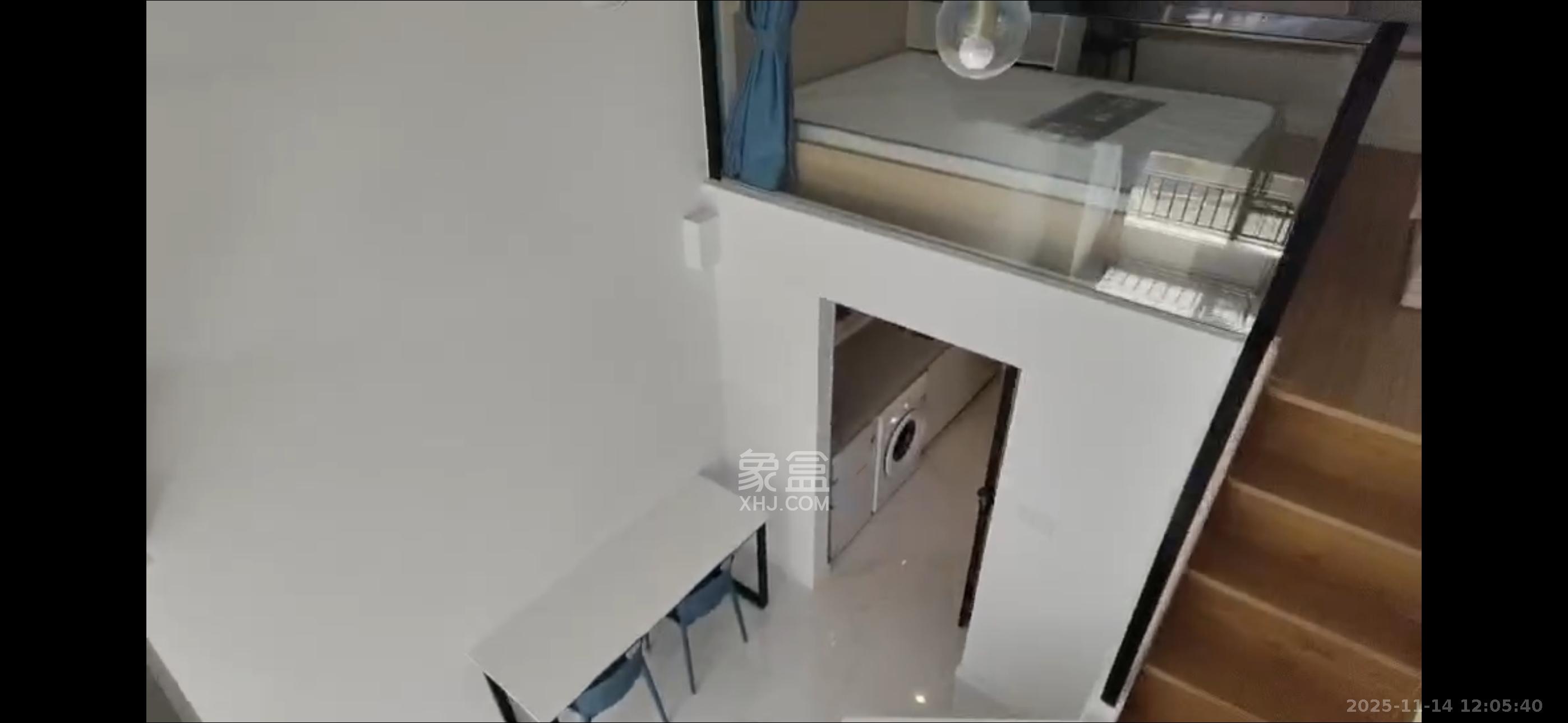 卓越江岸  1室1厅1卫    2300.0元/月室内图