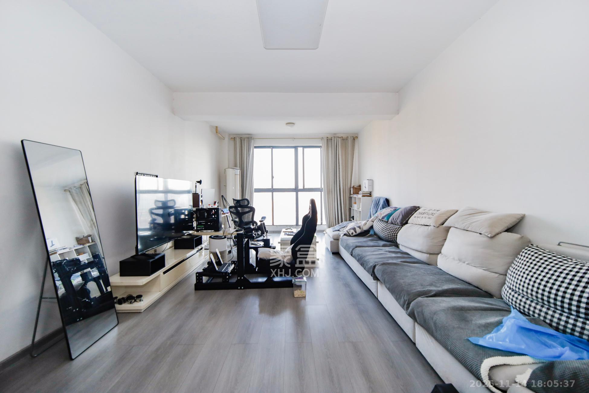 新盛珑璟台  2室2厅1卫    75.8万