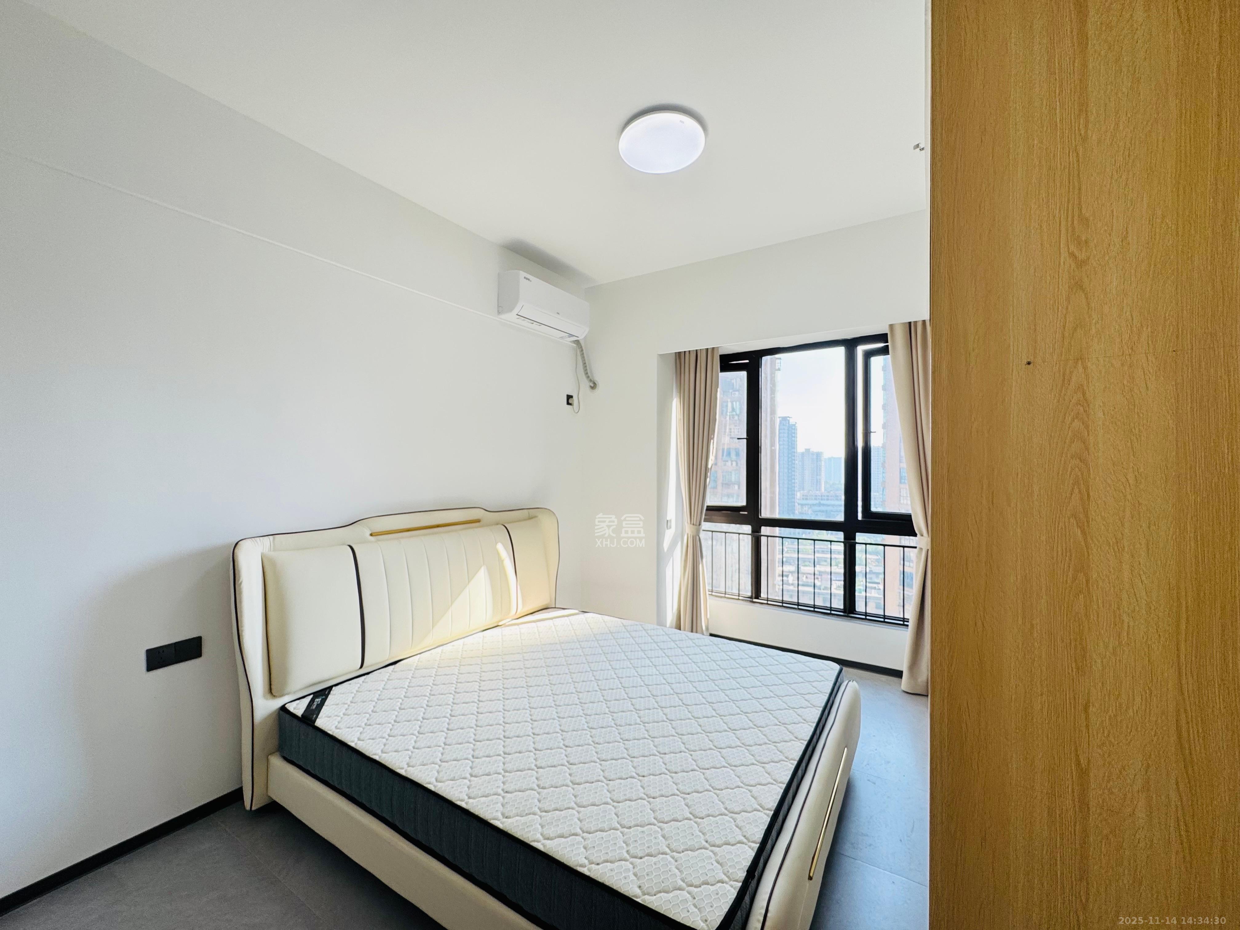 新力铂园（江山云著）  1室1厅1卫    1600.0元/月室内图