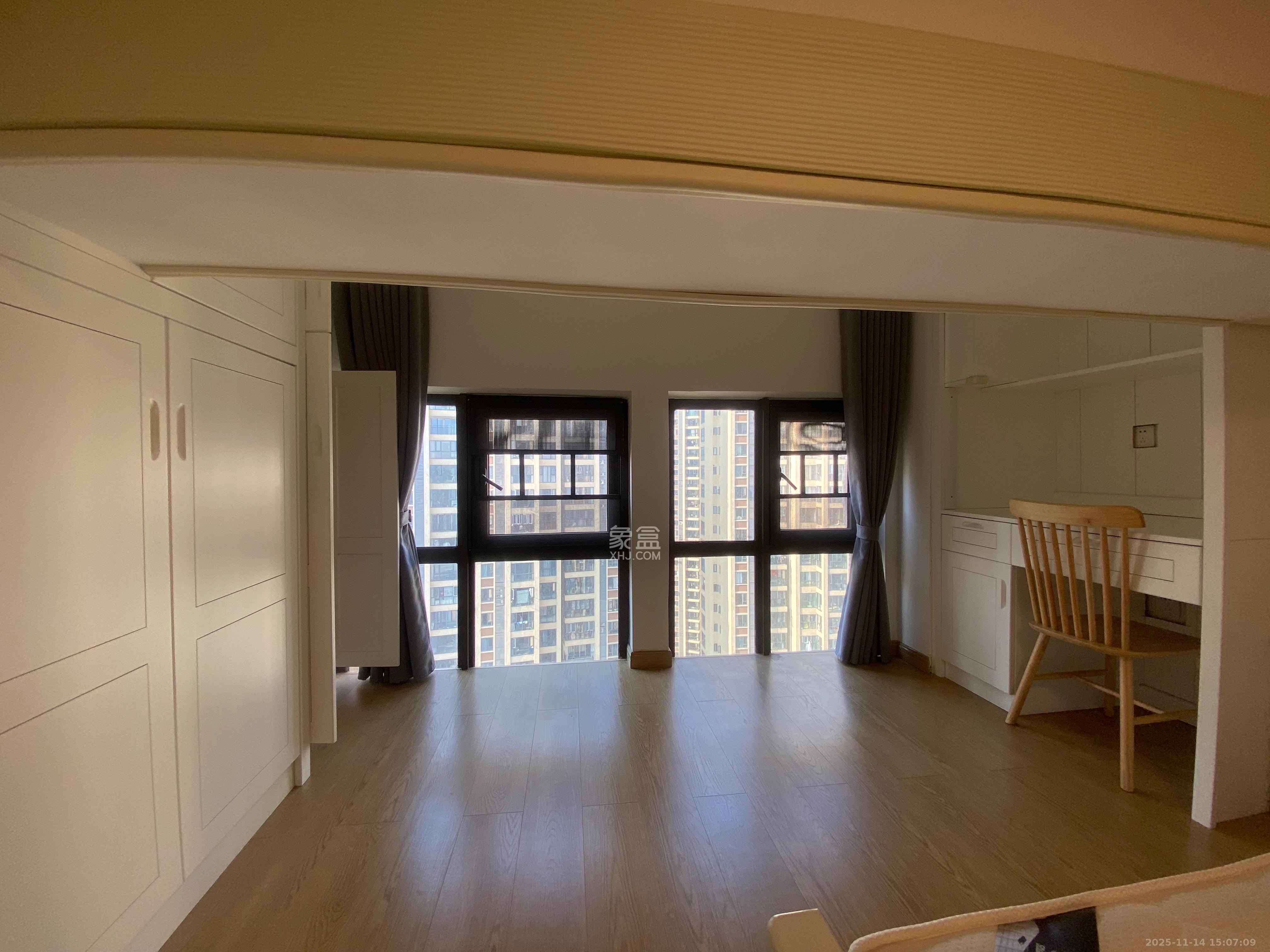 福晟钱隆国际(晟冉景苑) 2室1厅2卫 2200.0元/月 福晟钱隆国际(晟冉景苑) 2室1厅2卫 2200.0元/月室内图