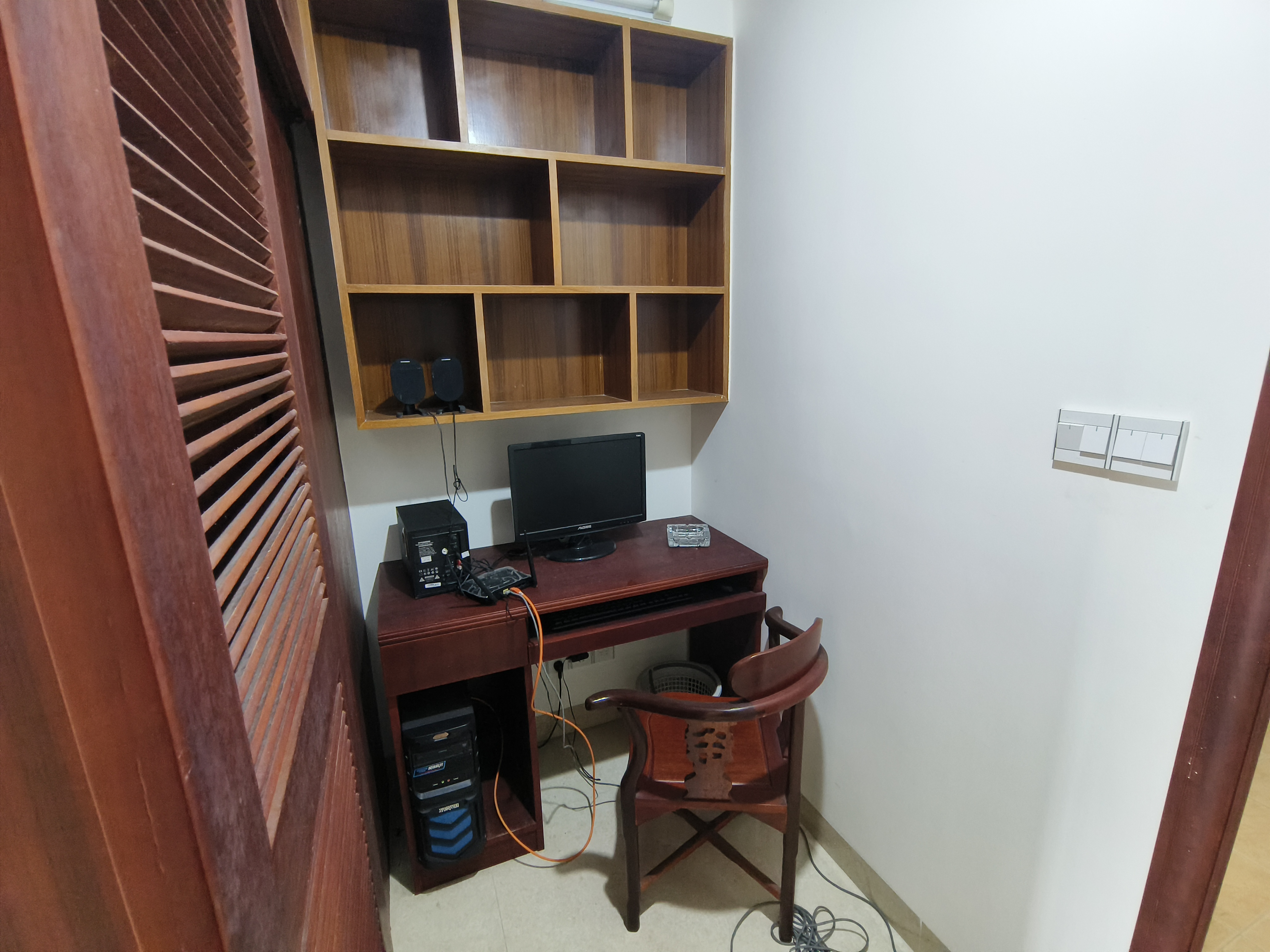 学苑公寓  3室2厅1卫    3500.0元/月室内图