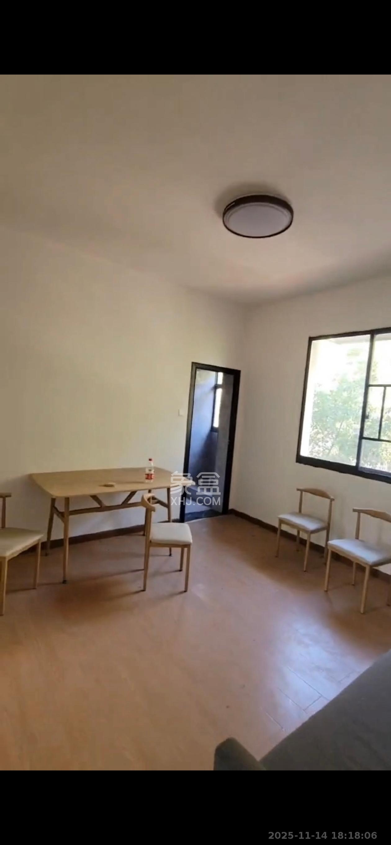 正圆小区（树木岭）  3室1厅1卫    1600.0元/月室内图