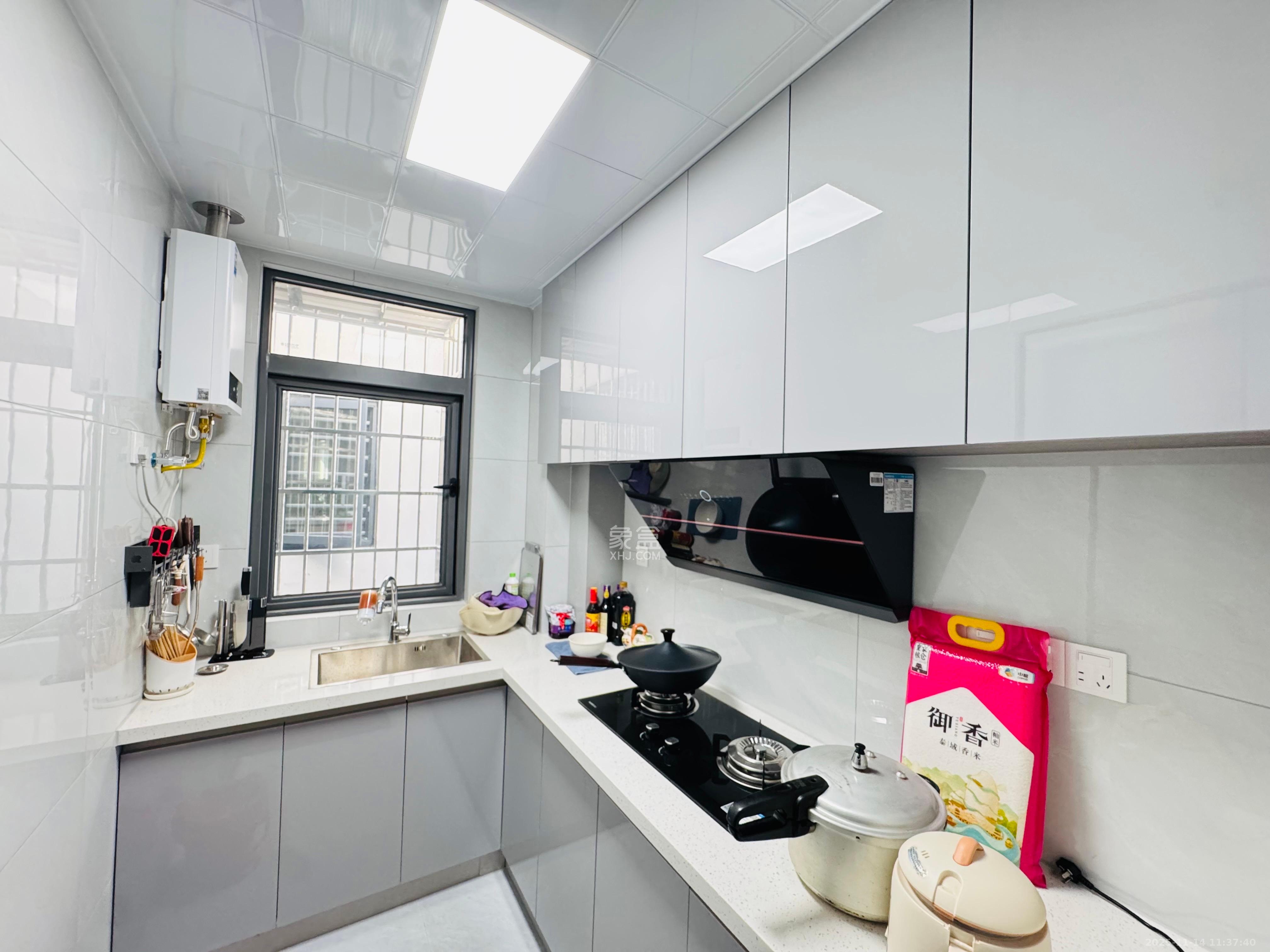 湖湘时代名邸公园壹号 2室1厅1卫 3000.0元/月 湖湘时代名邸公园壹号 2室1厅1卫 3000.0元/月室内图