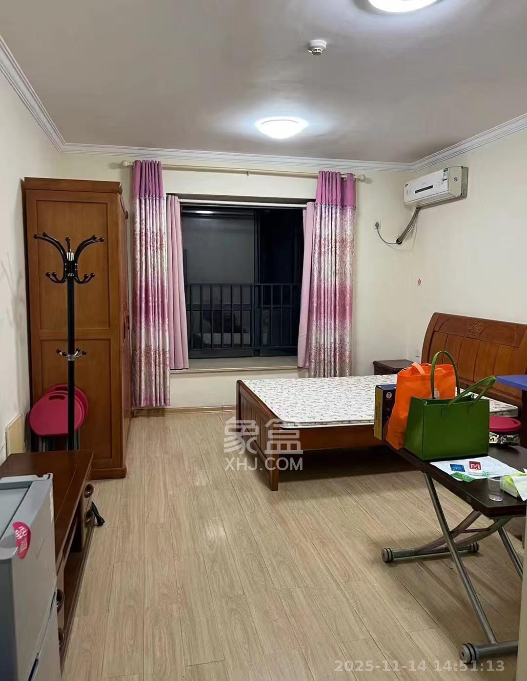 万芙锦城 1室3厅1卫 1200.0元/月 万芙锦城 1室3厅1卫 1200.0元/月室内图