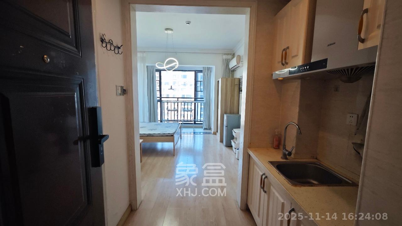 五江天街北区  1室1厅1卫    1200.0元/月室内图