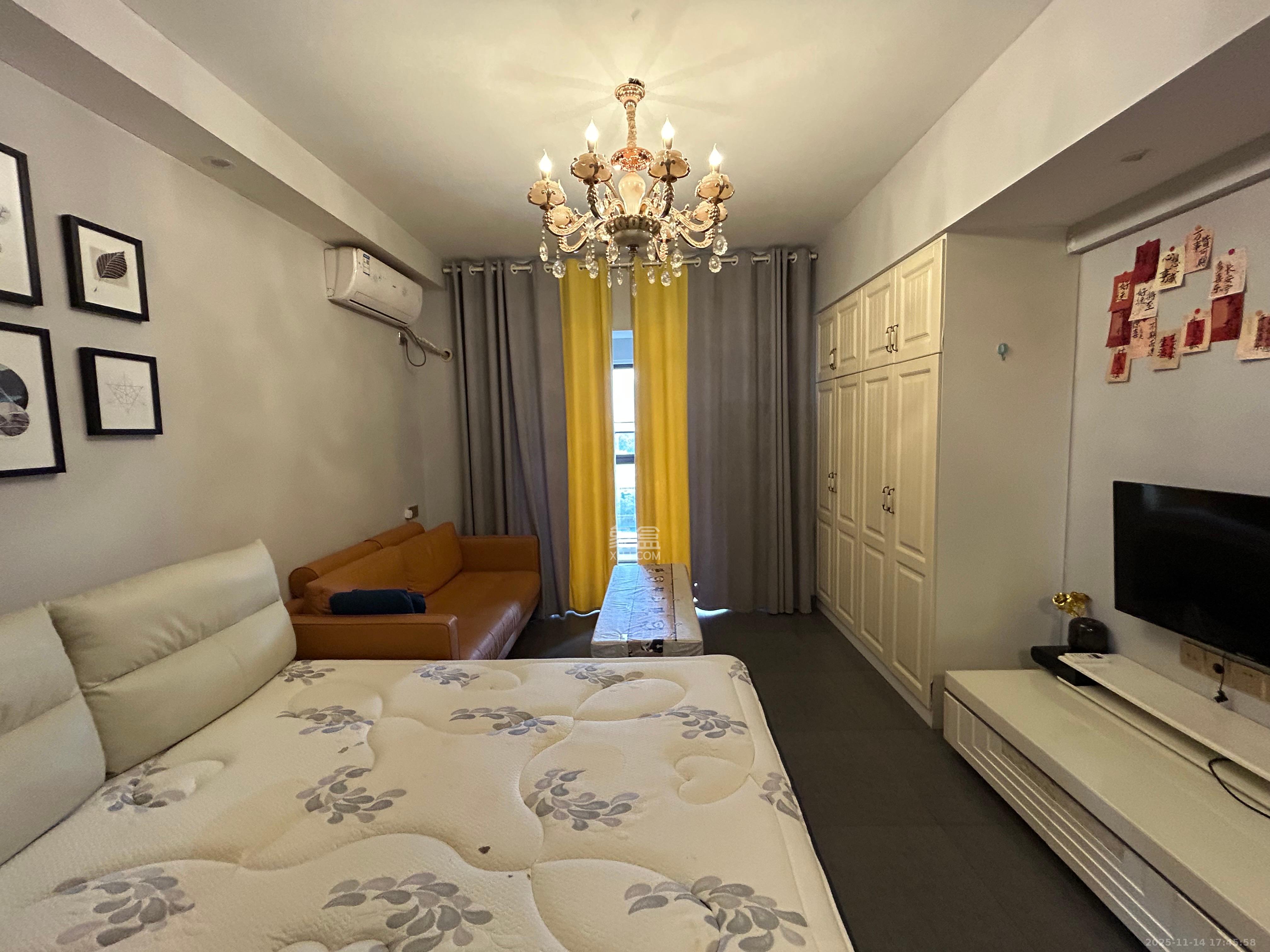 富兴旺角  1室1厅1卫    1500.0元/月室内图