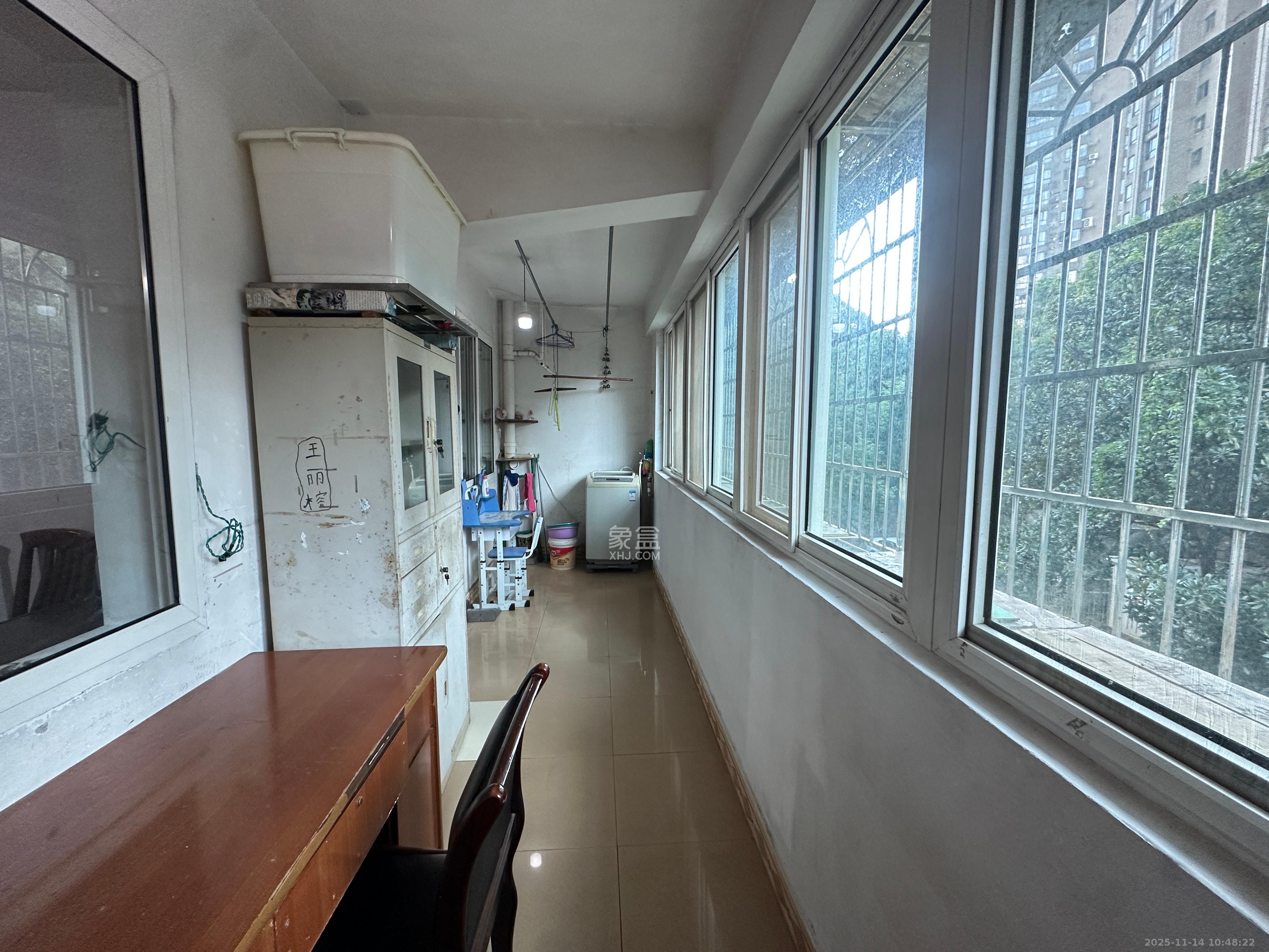 长沙理工大学黄土岭教职工住宅区  2室2厅1卫    1800.0元/月室内图