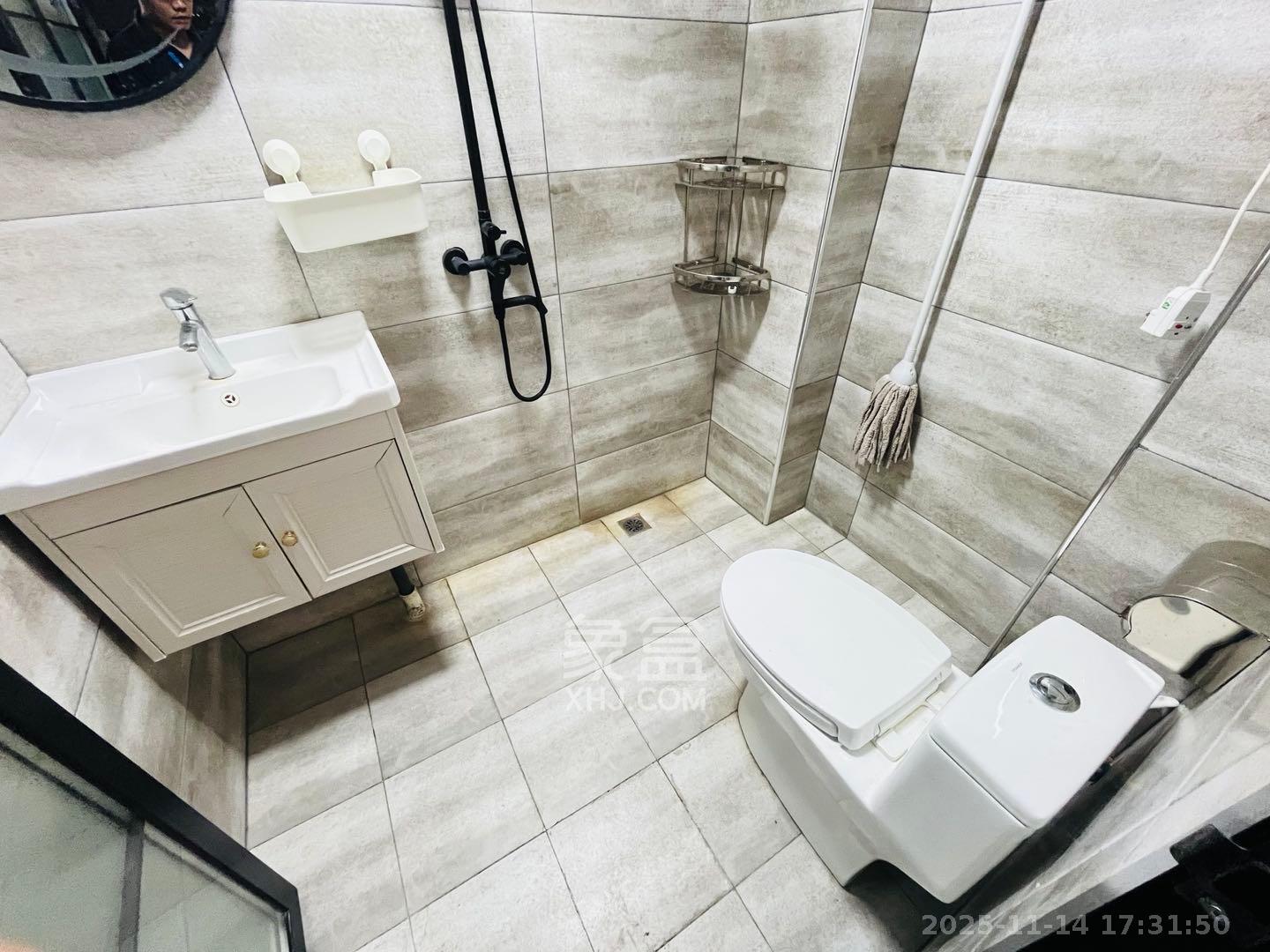 建发中央公园(建发美地) 1室1厅1卫 1600.0元/月 建发中央公园(建发美地) 1室1厅1卫 1600.0元/月室内图