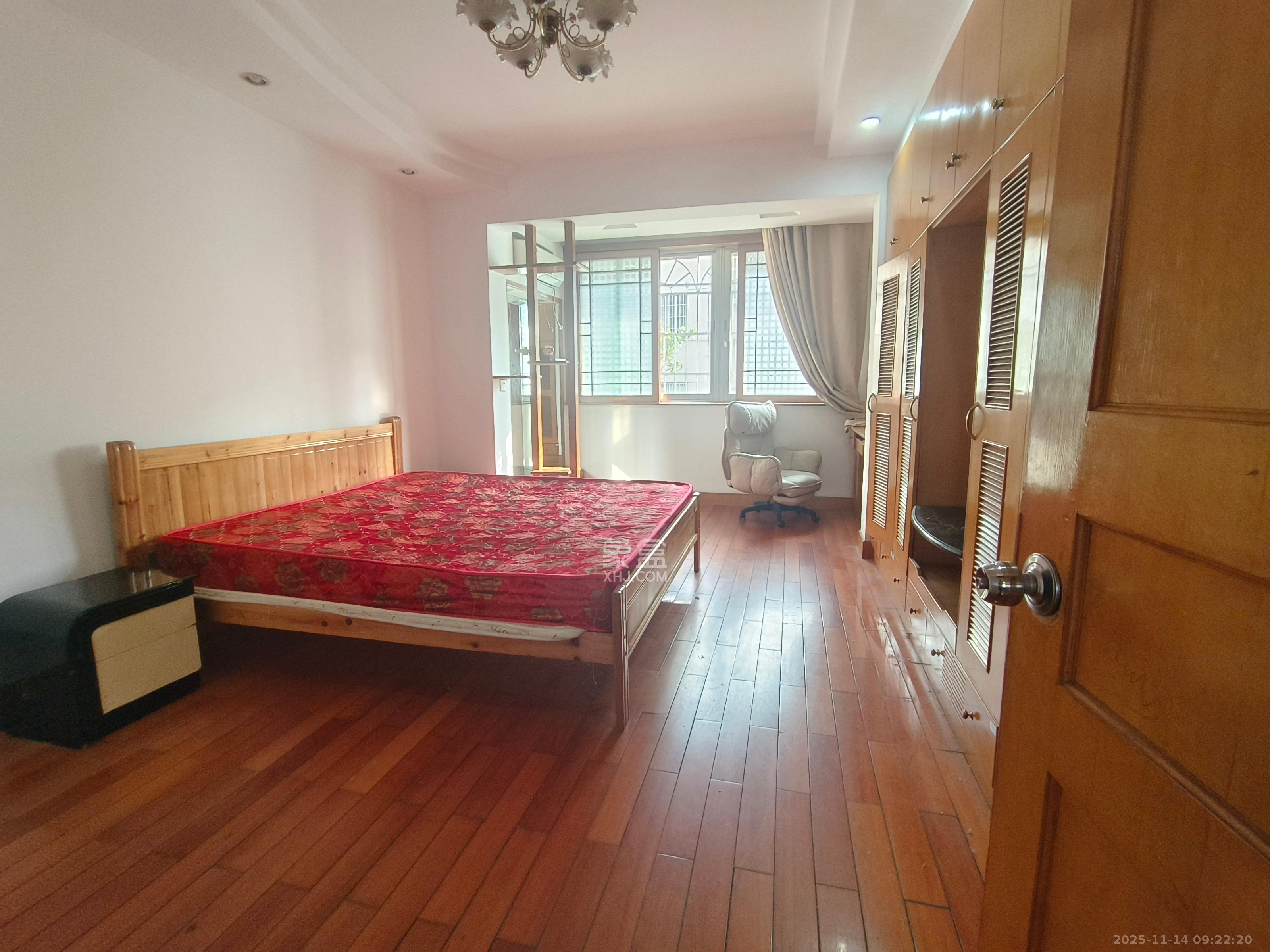 席草田散盘  2室2厅1卫    2600.0元/月室内图