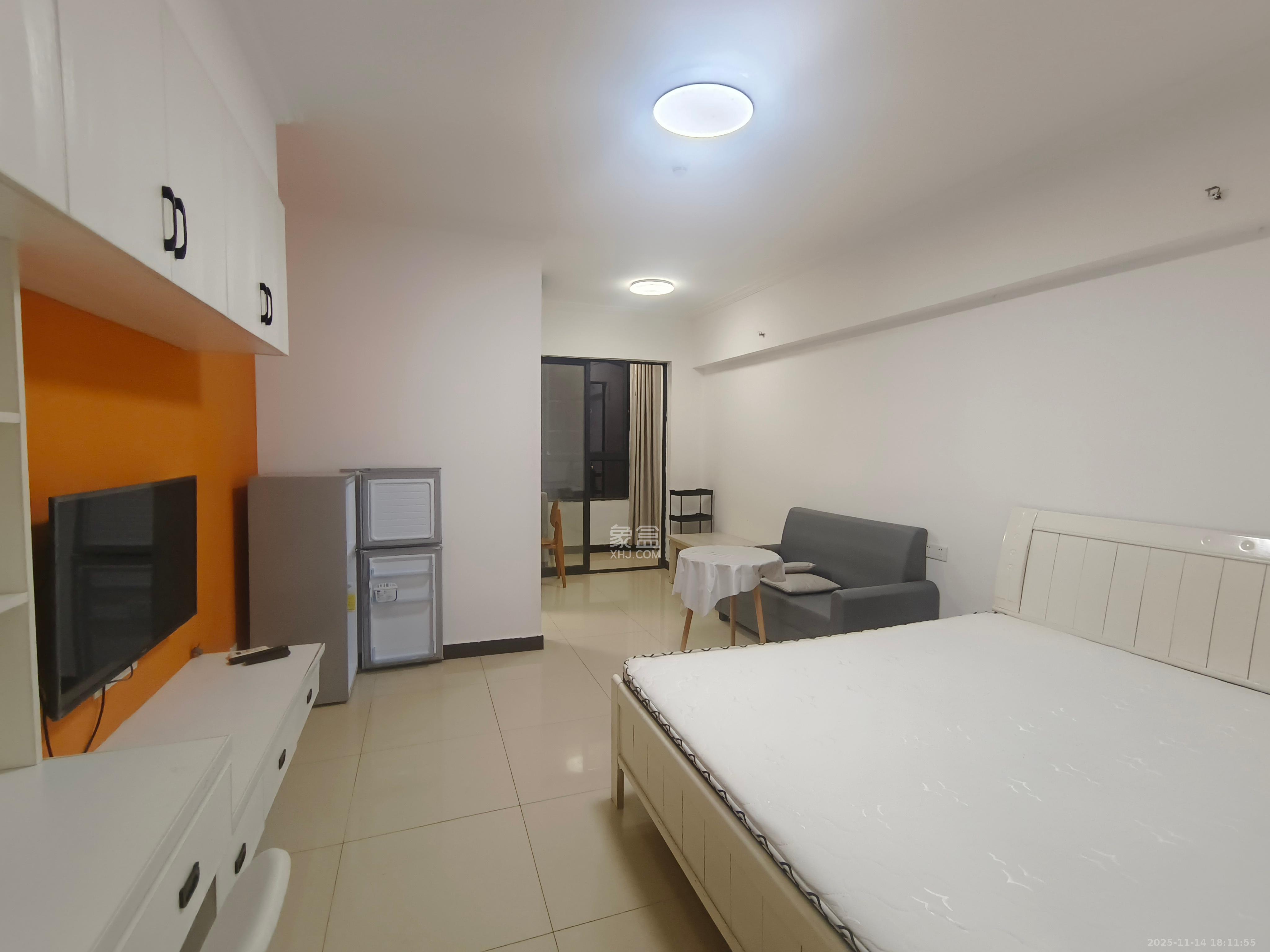 圭塘三小区  1室1厅1卫    1500.0元/月