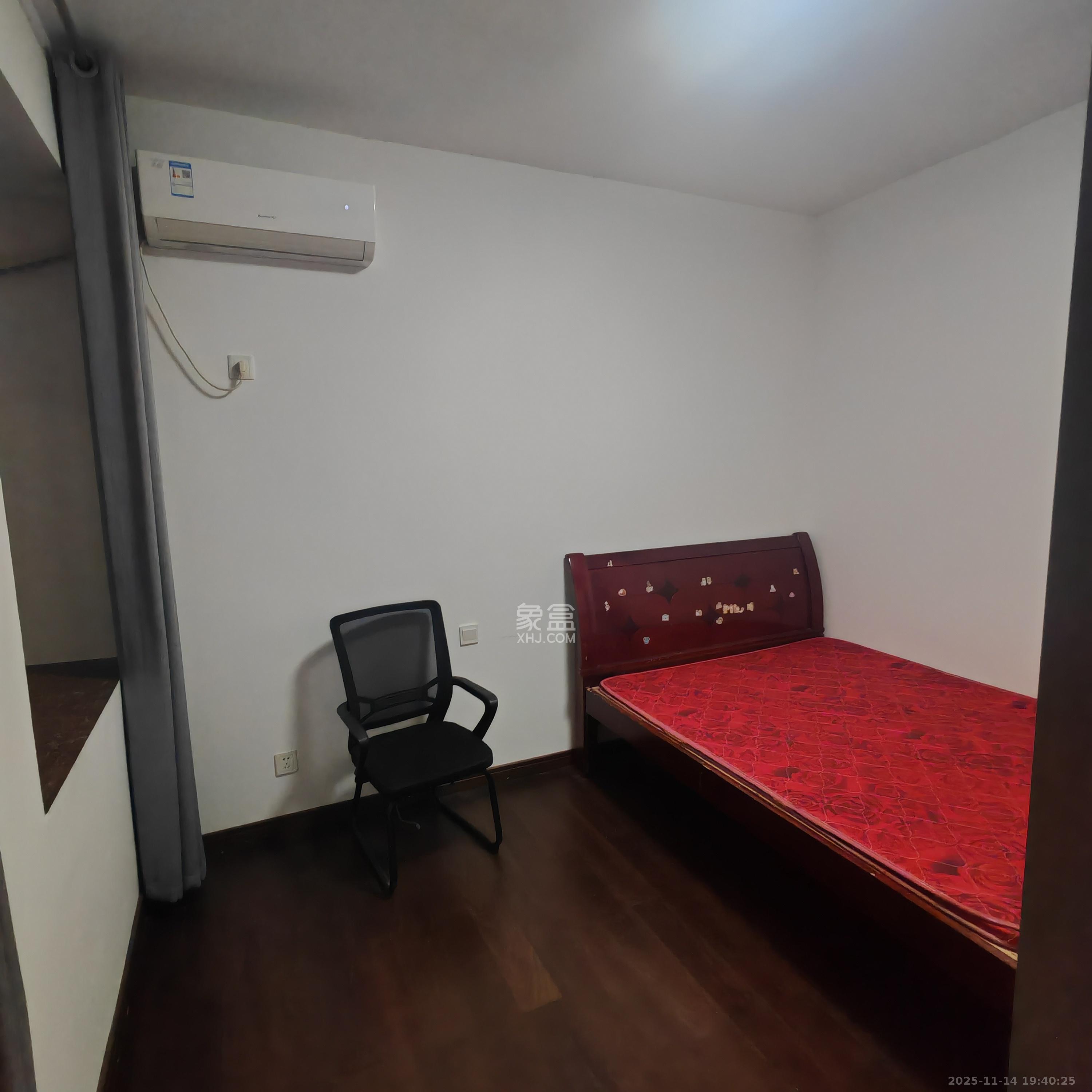 洋湖景园  2室1厅1卫    2100.0元/月室内图