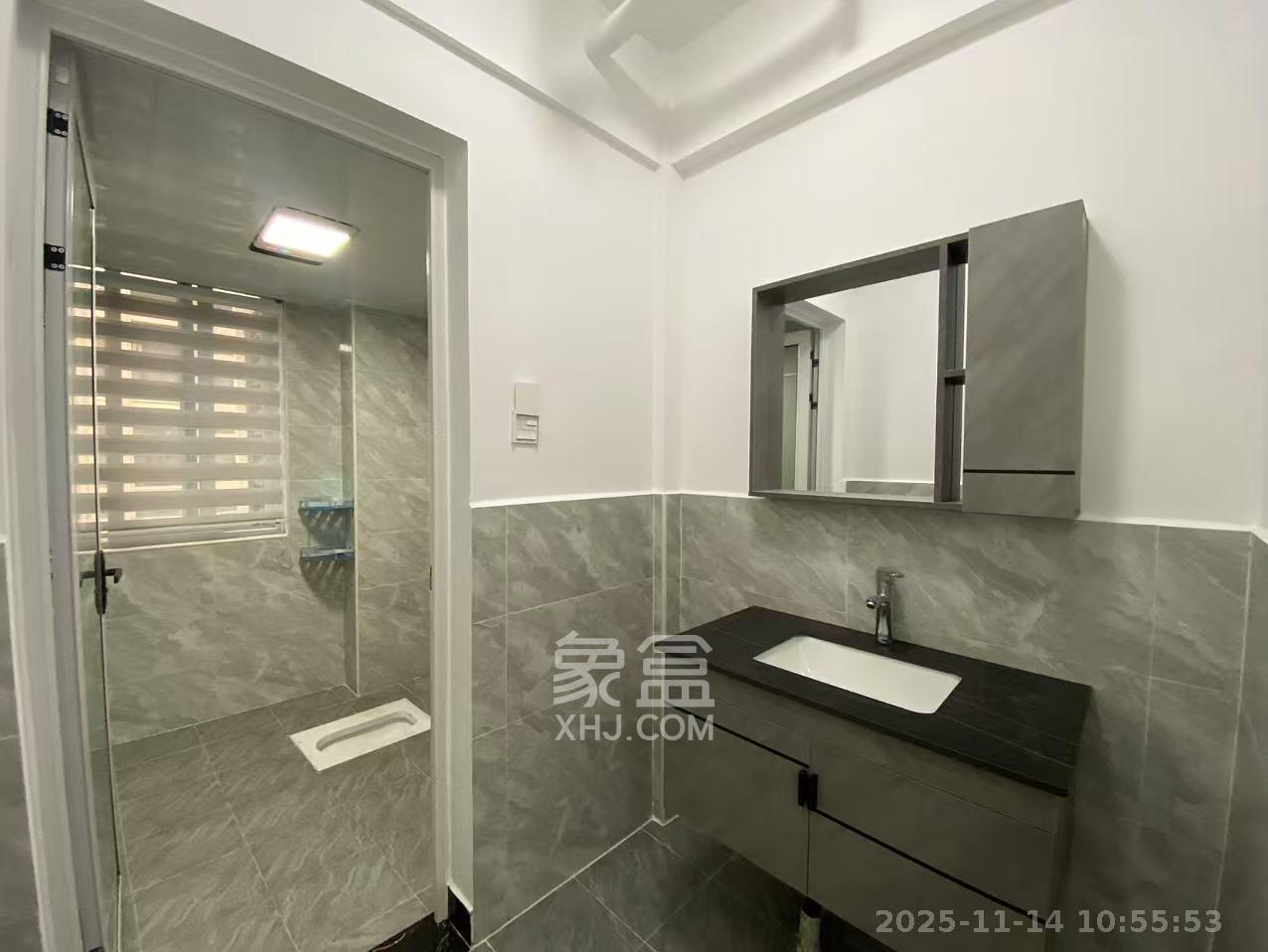 中城苑 3室2厅2卫 2450.0元/月 中城苑 3室2厅2卫 2450.0元/月室内图