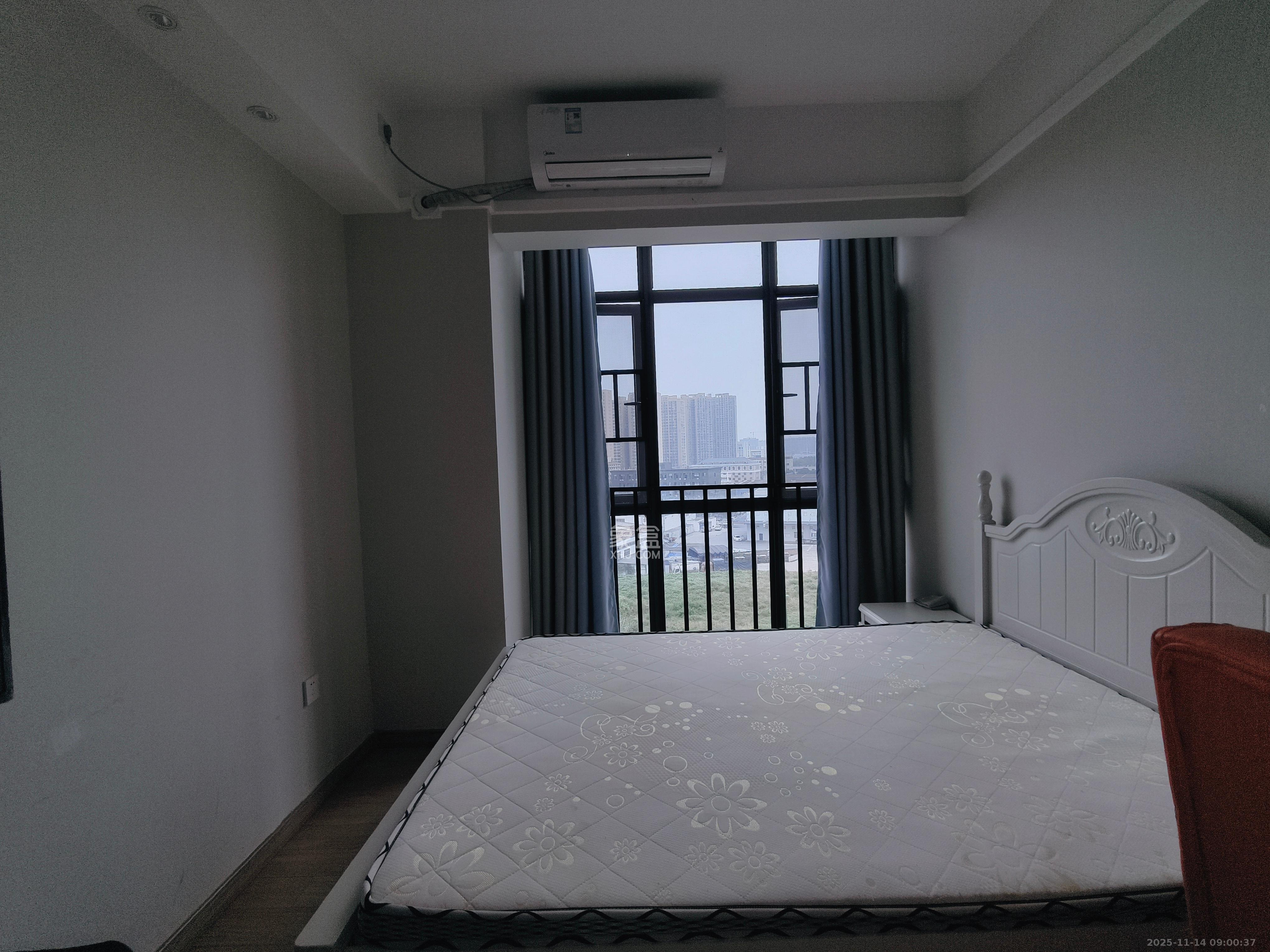 敏捷珑玥府  1室1厅1卫    1000.0元/月