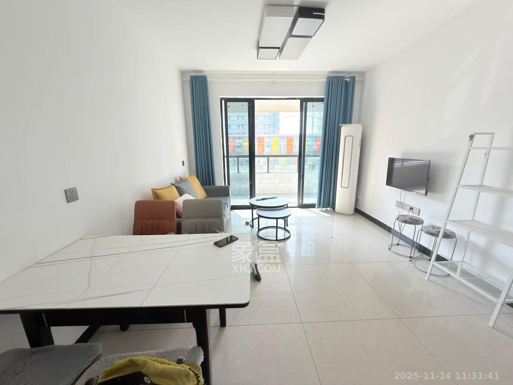 长房云时代 3室2厅1卫 2400.0元/月 长房云时代 3室2厅1卫 2400.0元/月室内图