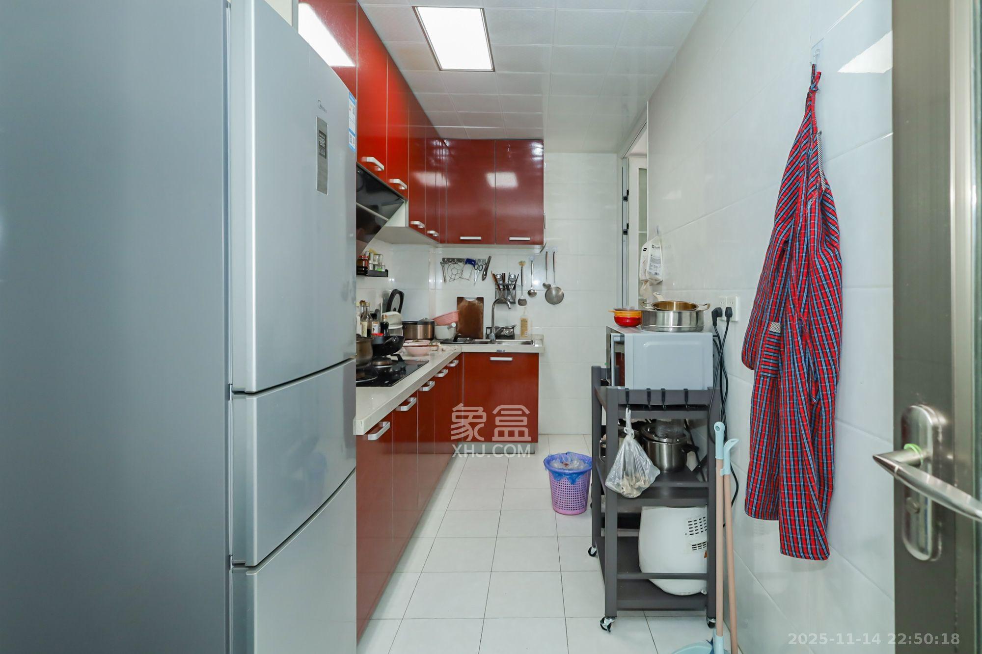 世茂外滩里(世茂铂翠湾三期) 3室2厅1卫 3400.0元/月 世茂外滩里(世茂铂翠湾三期) 3室2厅1卫 3400.0元/月室内图